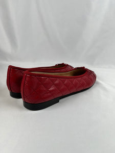 Pre-Owned CHANEL™ Caviar Ballet Red Flats, 41