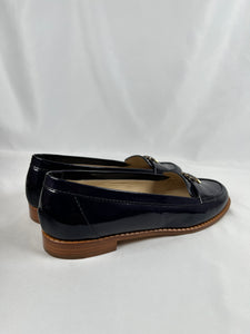 Pre-Owned CHANEL™ Interlocking CC Verniz Blue Loafers, 41