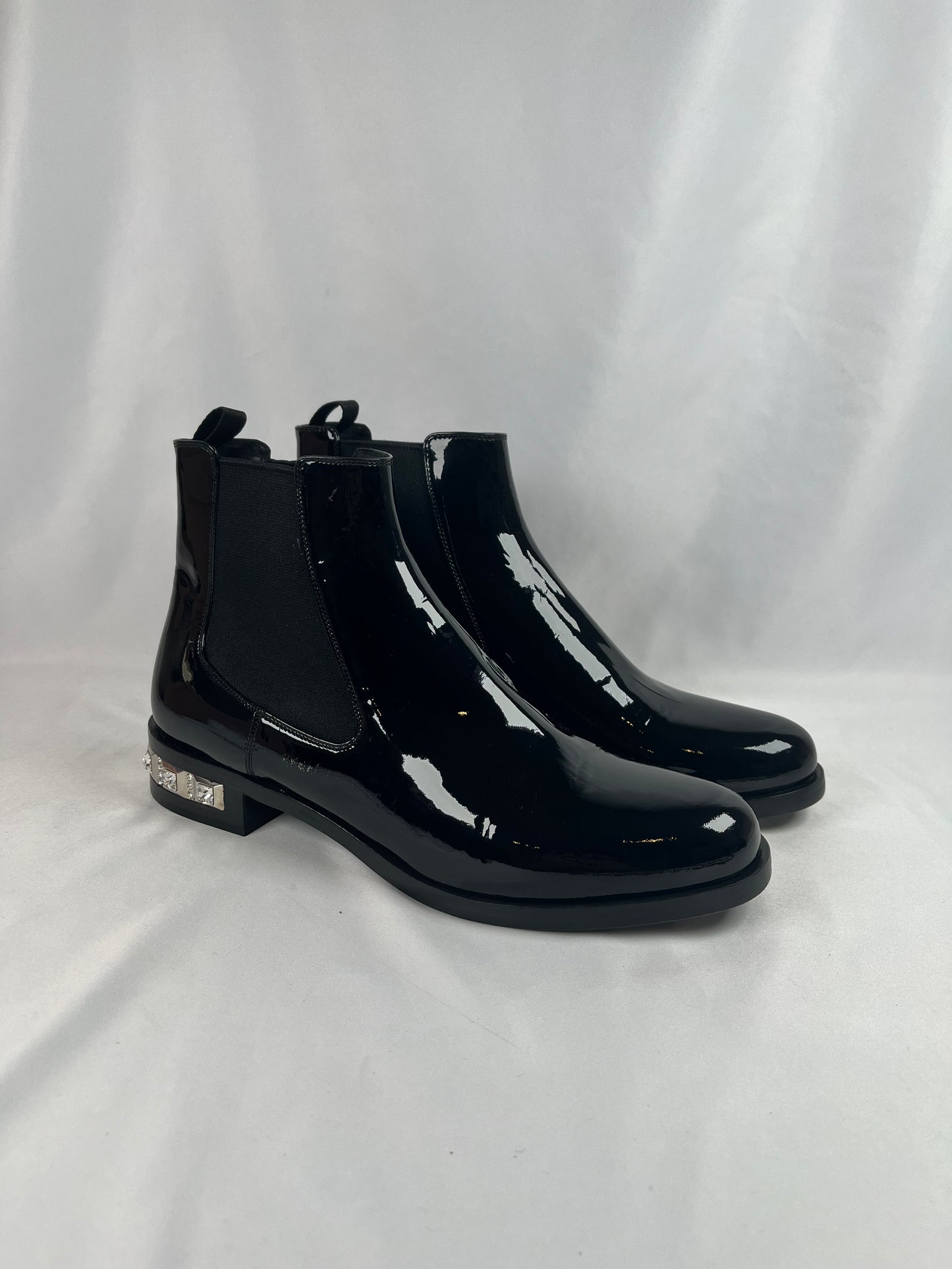 Pre-Owned MIU MIU Ankle Black Boots, 40.5