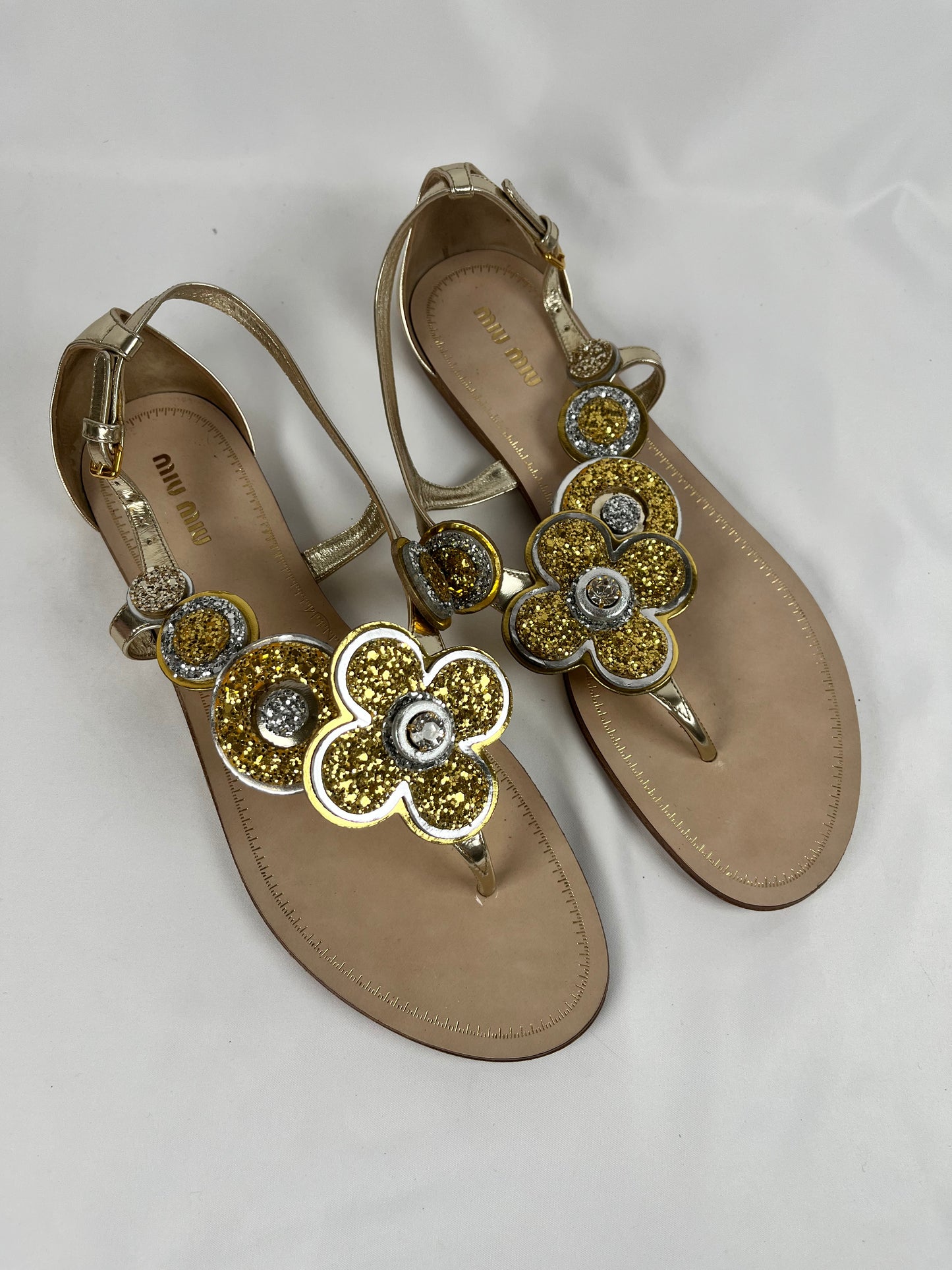Pre-Owned MIU MIU Flower T-Strap Gold/Silver Sandals, 40