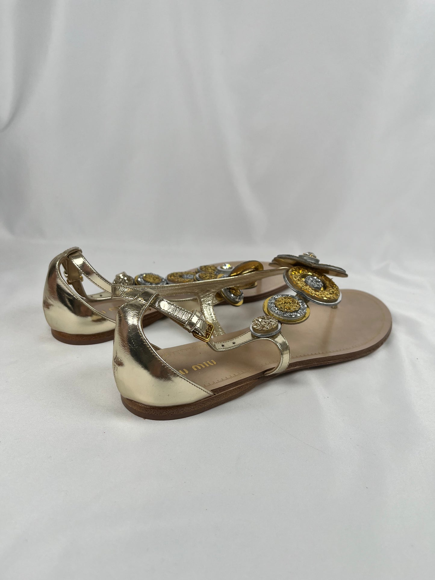 Pre-Owned MIU MIU Flower T-Strap Gold/Silver Sandals, 40