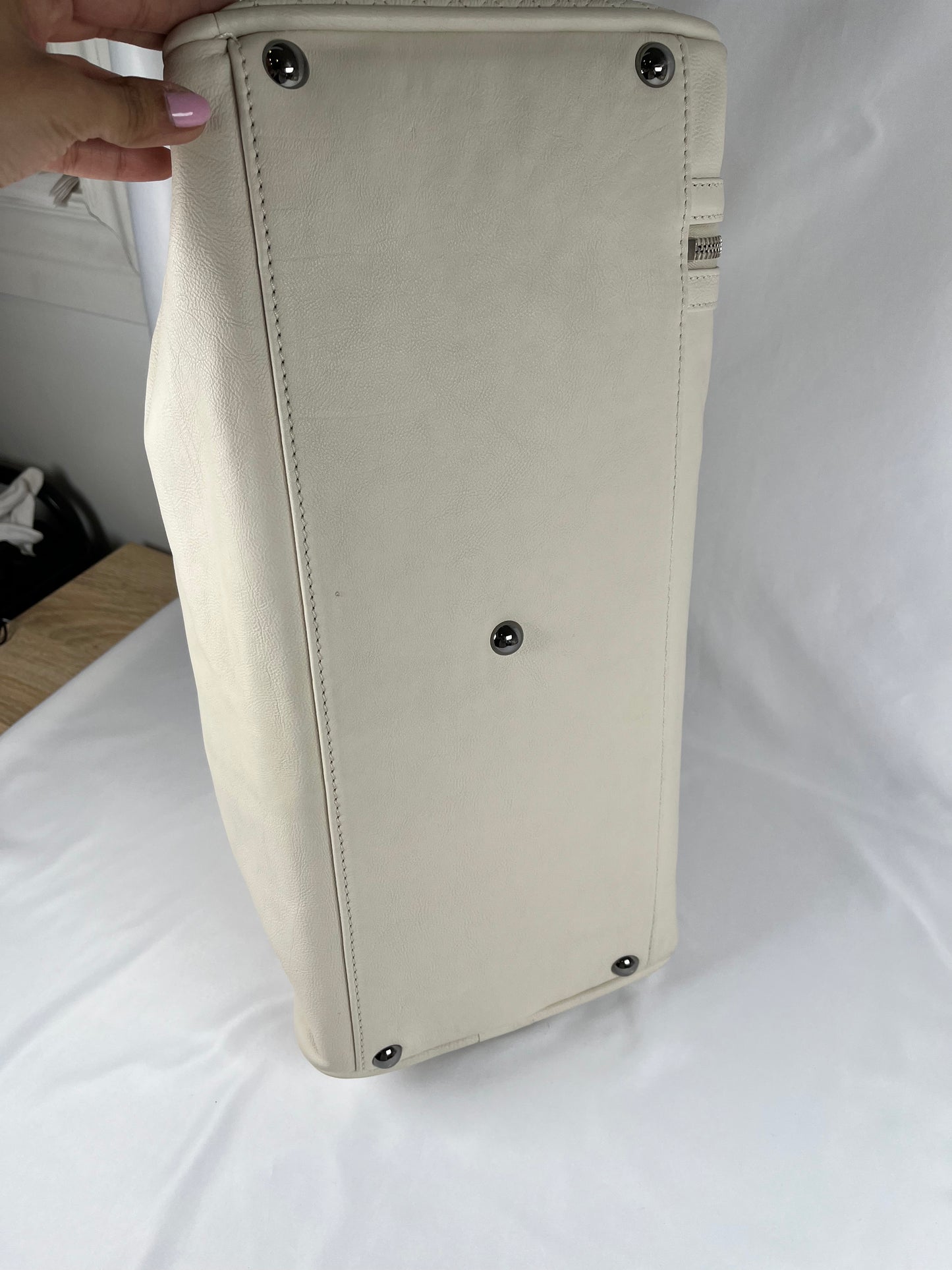 Pre-Owned Chanel™ CC Carry-On Bowling Bag White Handbag