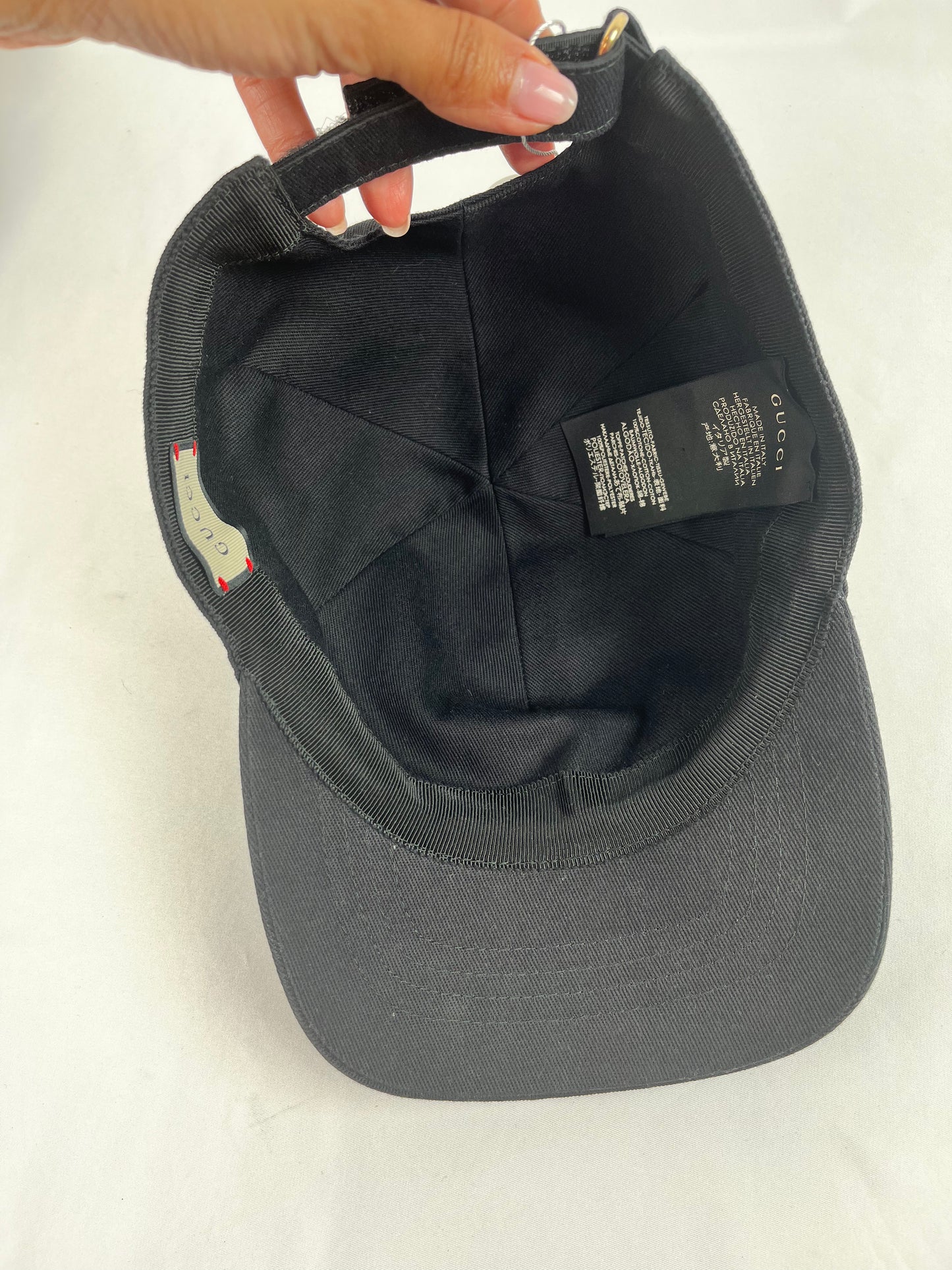 Pre-Owned GUCCI Loved Baseball Black Hat, Small