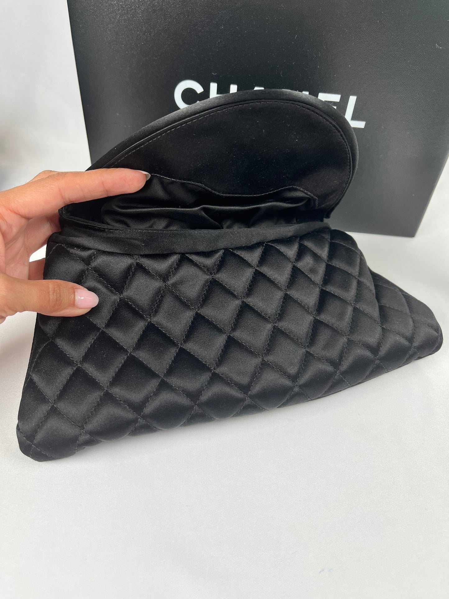 Pre-Owned CHANEL™ Half Moon Sac Pochette Black Clutch