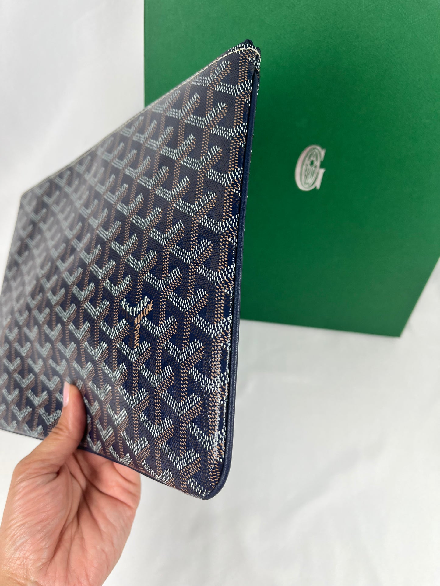 Pre-Owned GOYARD Senat Portfolio Blue Clutch, MM