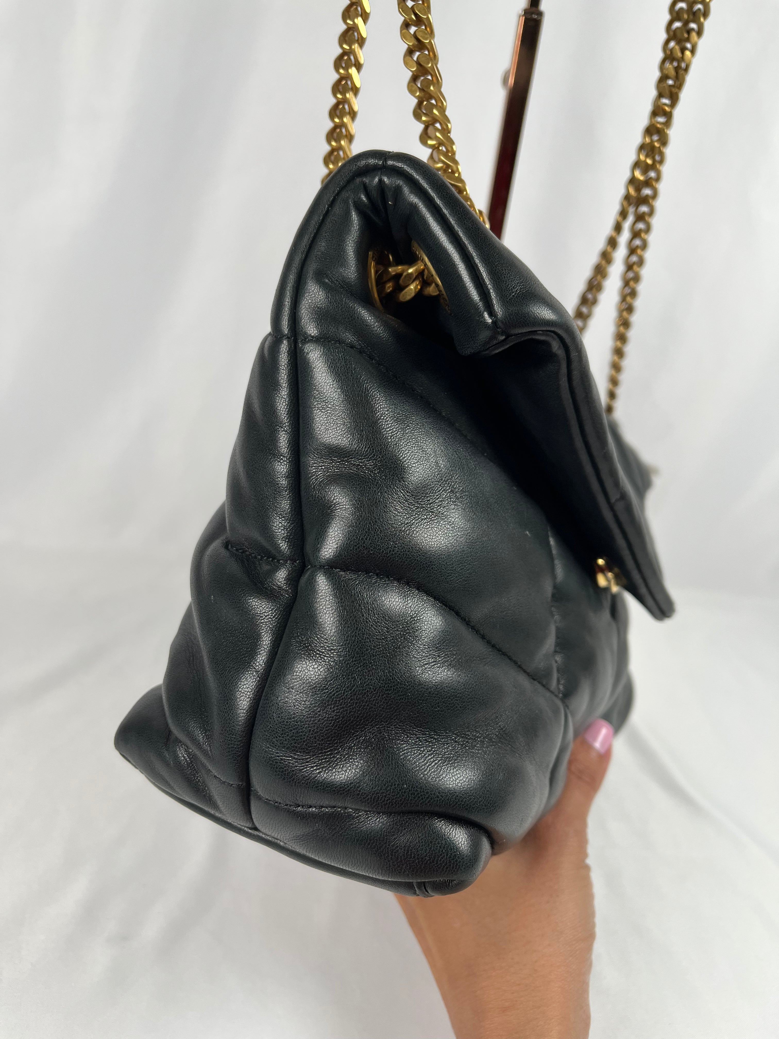 Pre-Owned SAINT LAURENT LouLou Puffer Black Handbag