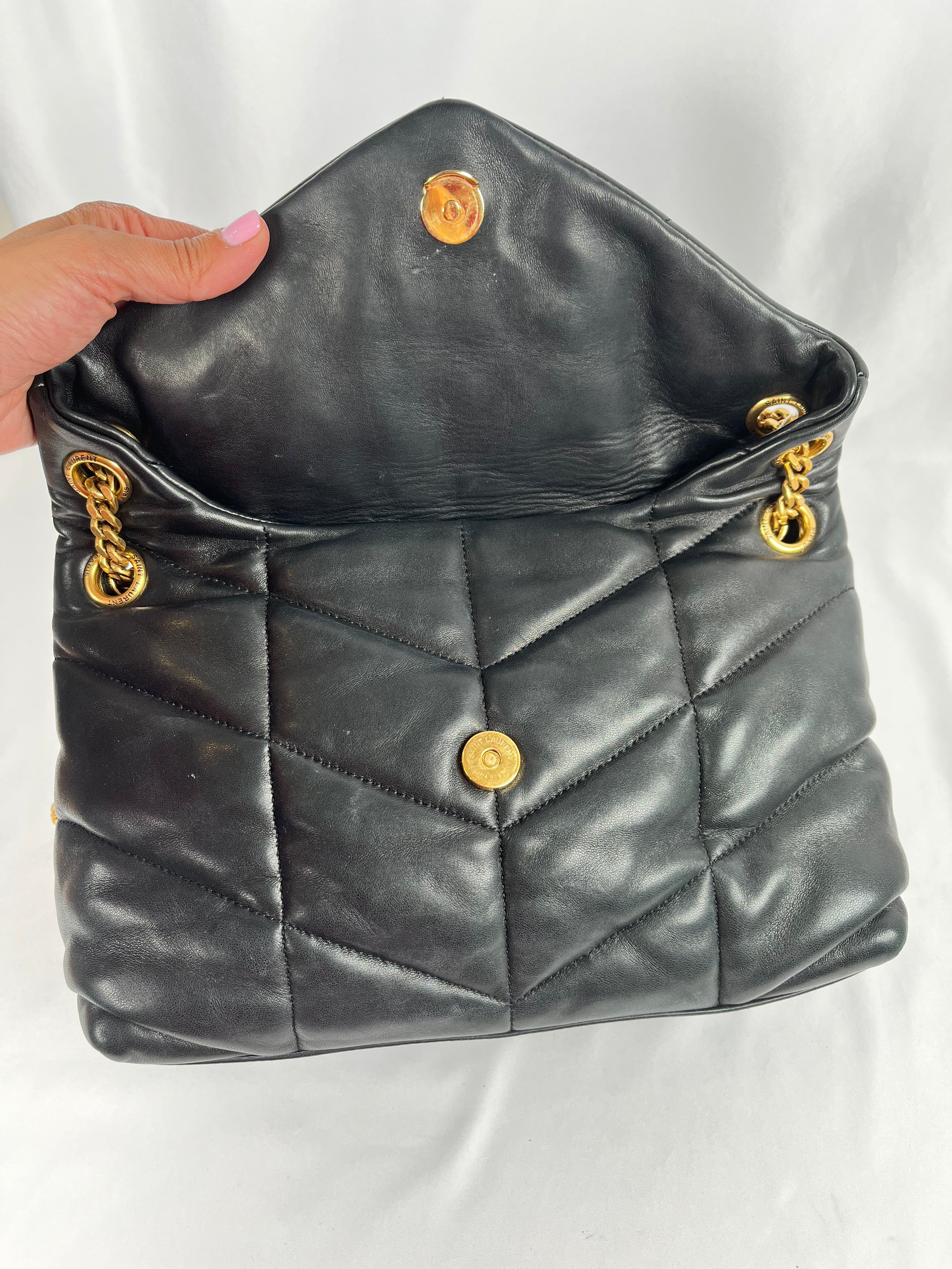 Pre-Owned SAINT LAURENT LouLou Puffer Black Handbag