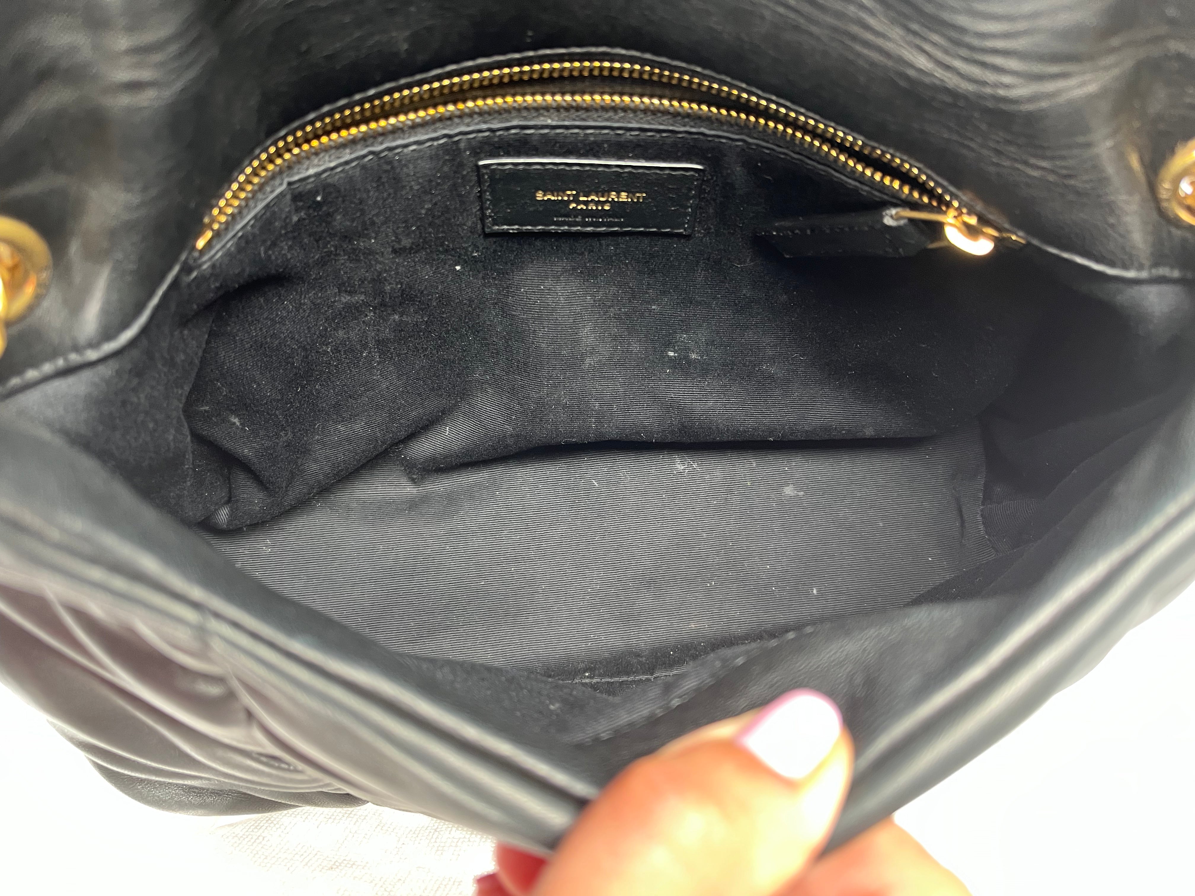 Pre-Owned SAINT LAURENT LouLou Puffer Black Handbag