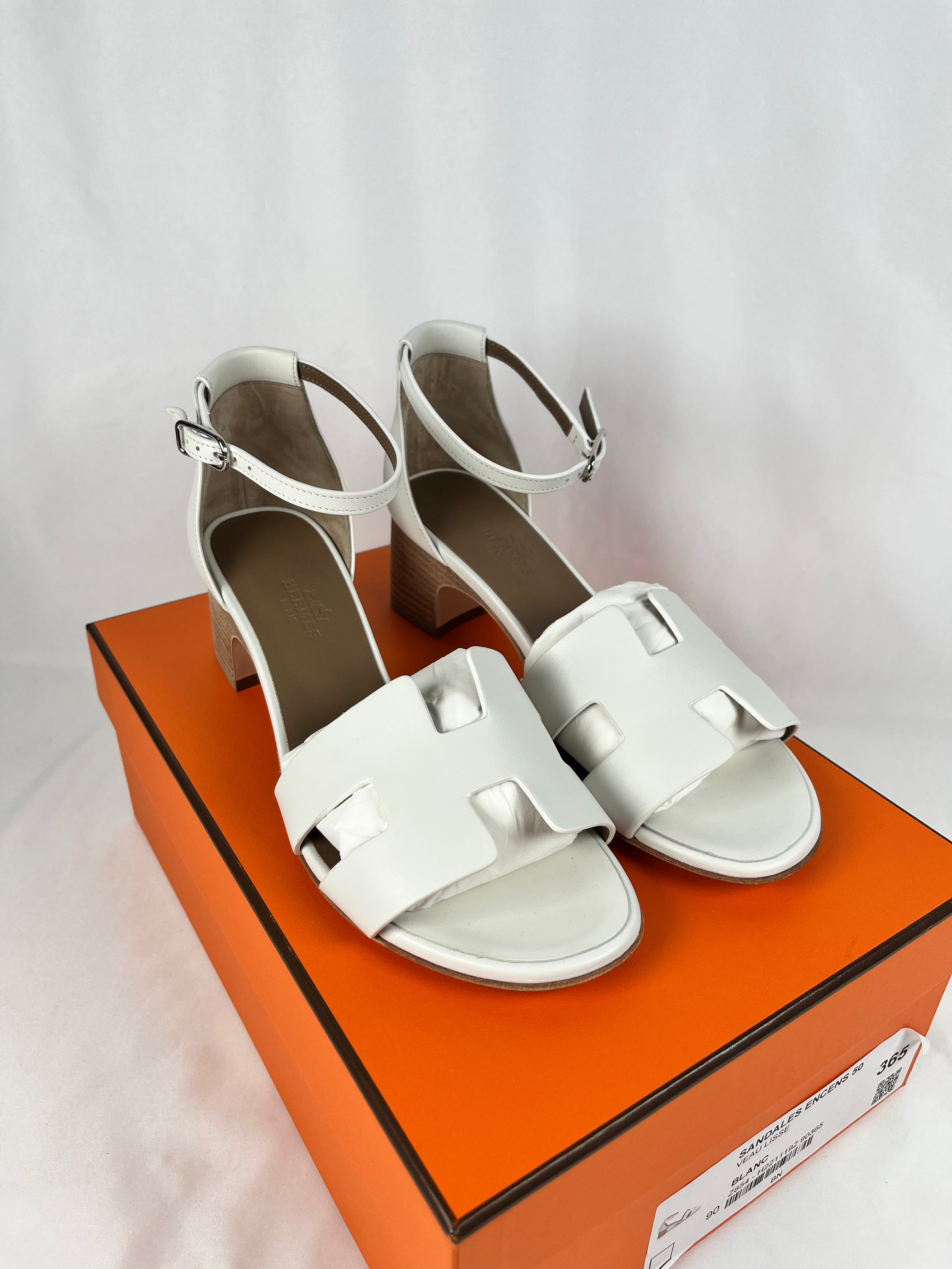 Pre-Owned HERMES Encens 50 Blanc Sandals, 36.5