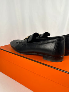 Pre-Owned HERMES Paris Black Loafers, 36