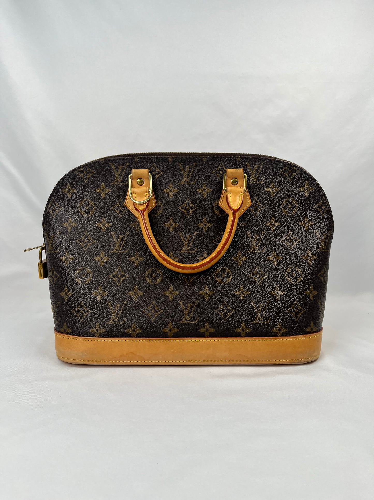 Pre-Owned LOUIS VUITTON Alma Monogram Handbag