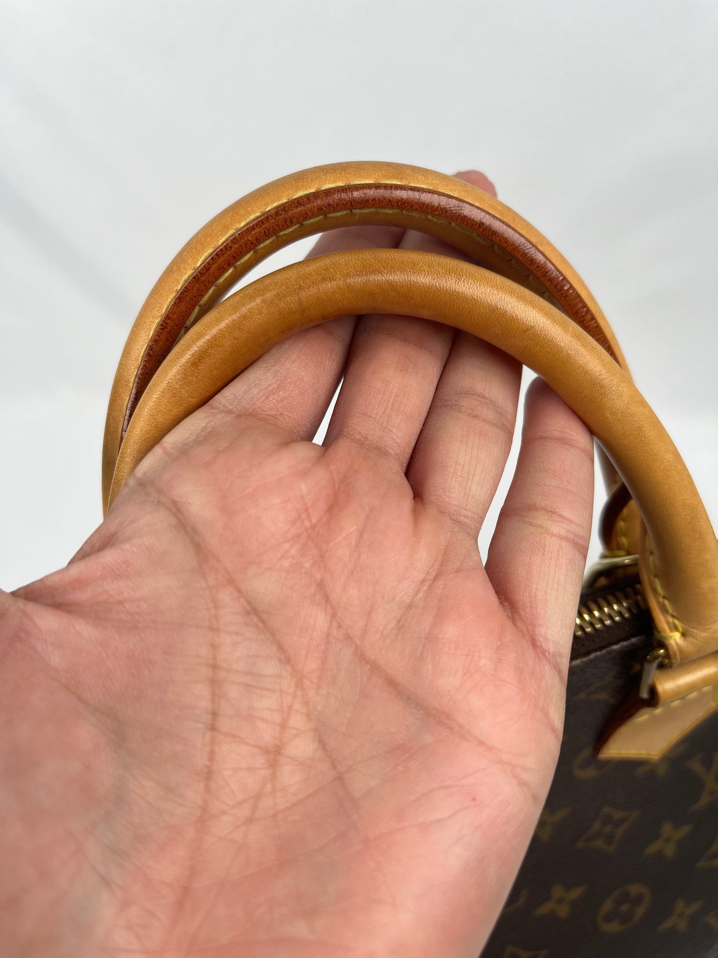 Pre-Owned LOUIS VUITTON Alma Monogram Handbag