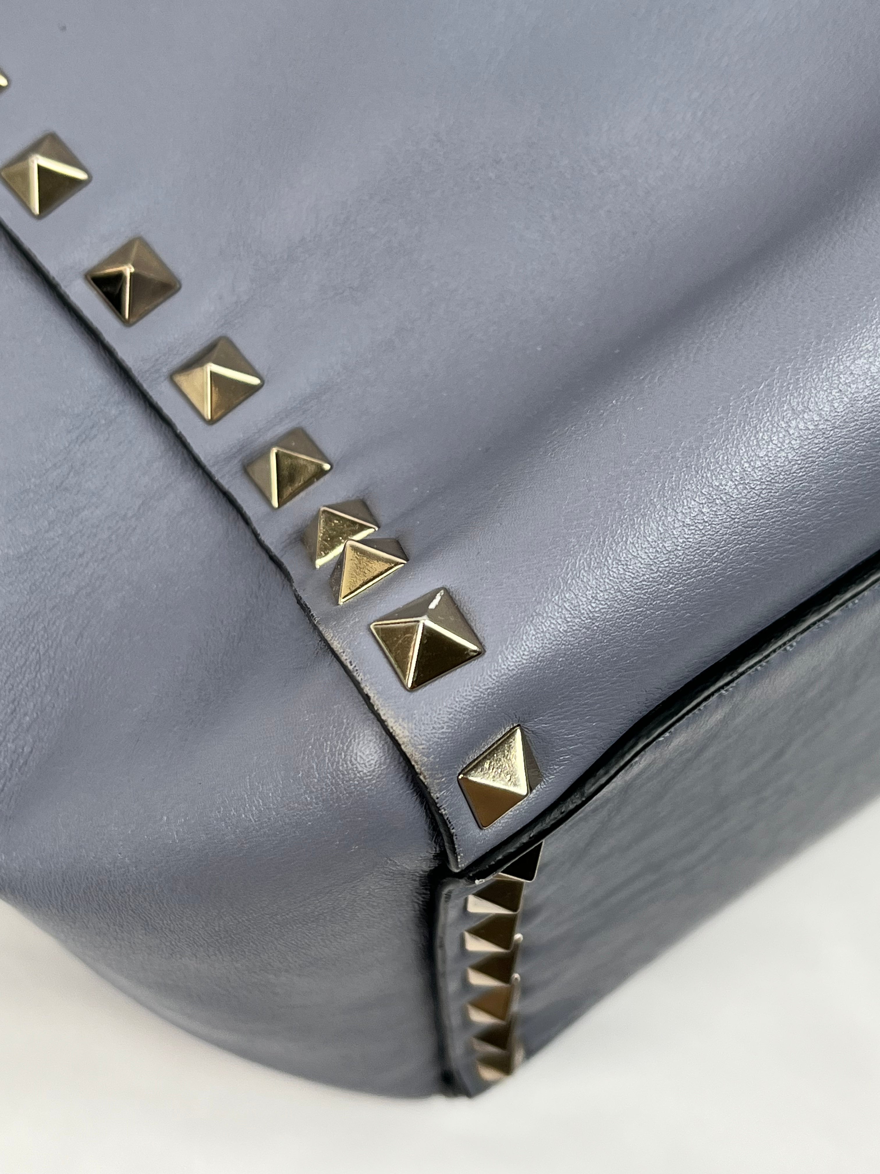 Pre-Owned VALENTINO Vitello Rockstud Double Handle London Stone Handbag