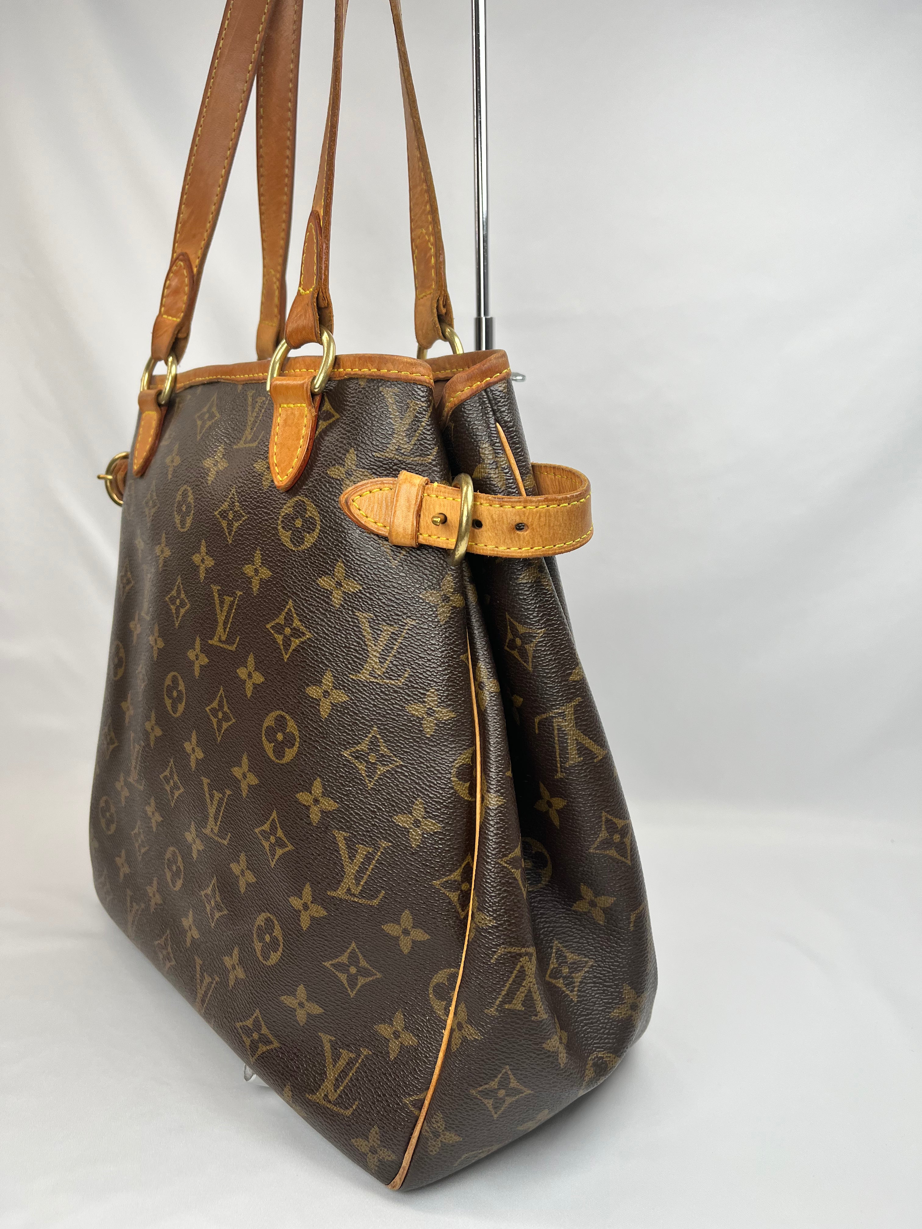 Pre-Owned LOUIS VUITTON Vertical Batignolles Monogram Handbag