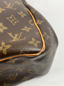 Pre-Owned LOUIS VUITTON Vertical Batignolles Monogram Handbag