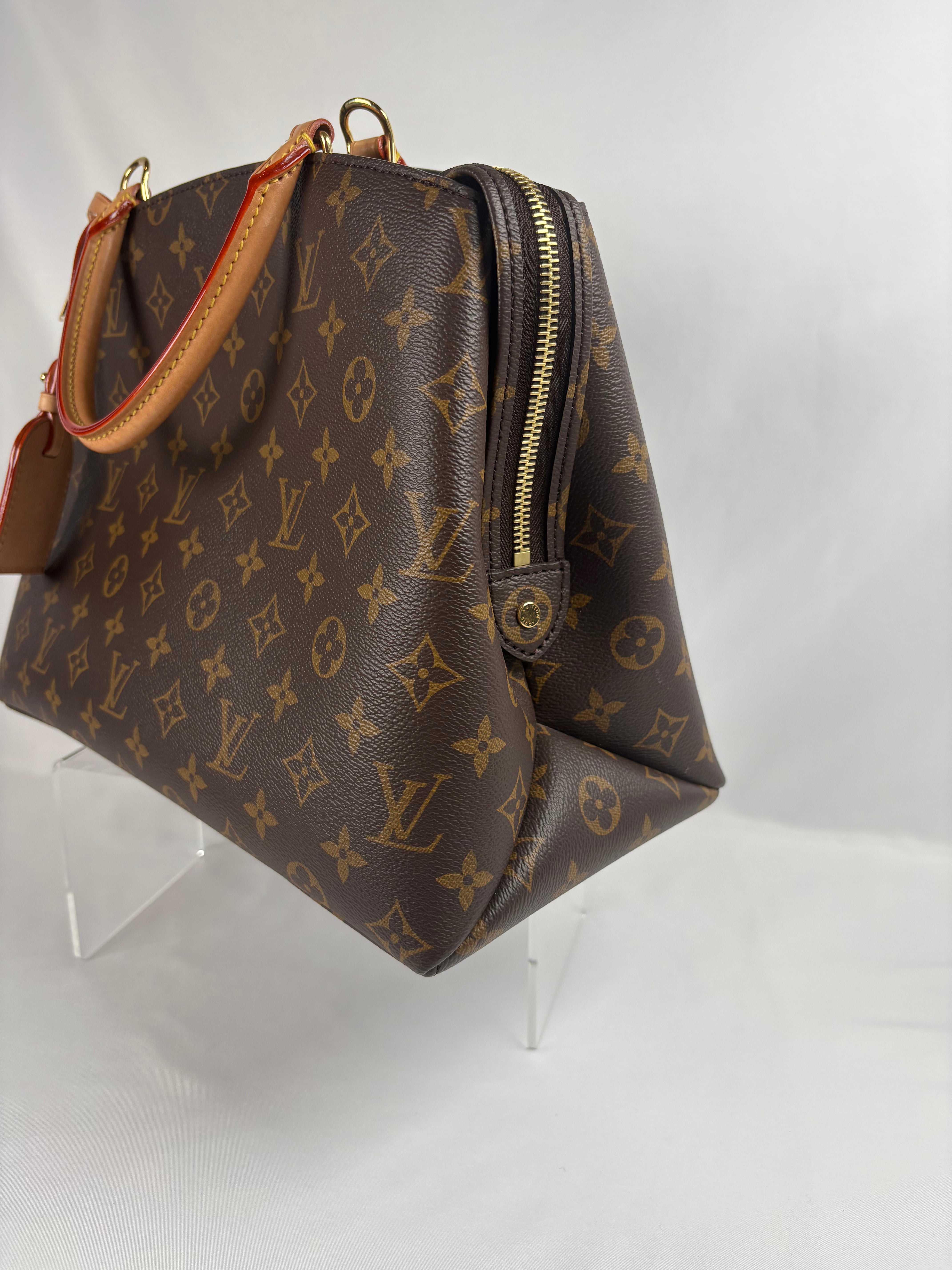 Pre-Owned LOUIS VUITTON Grand Palais Monogram Handbag