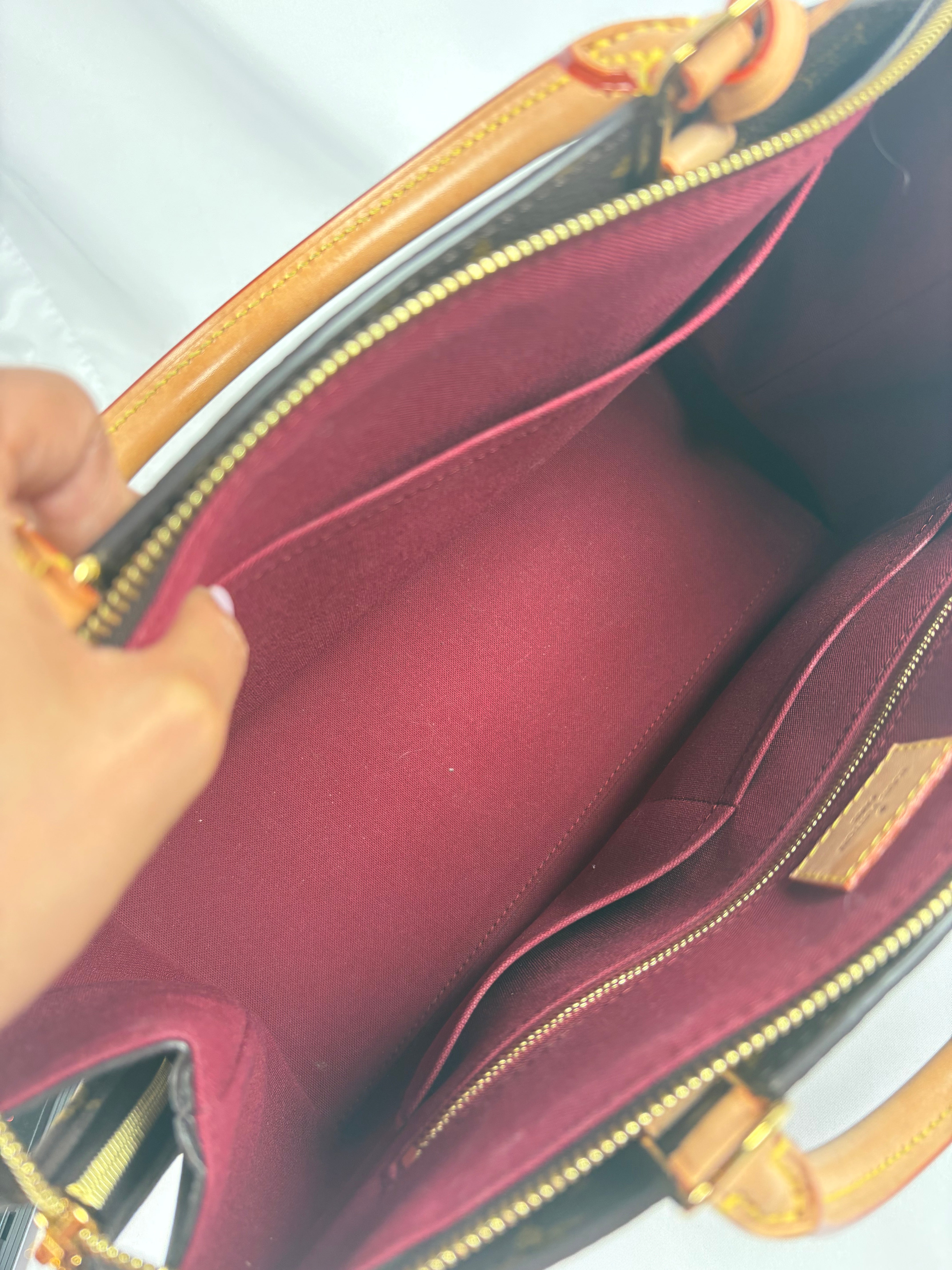 Pre-Owned LOUIS VUITTON Grand Palais Monogram Handbag