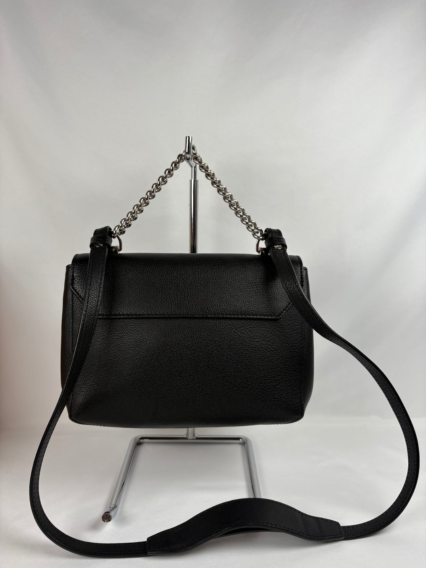 Pre-Owned LOUIS VUITTON MyLockMe Chain Black Handbag