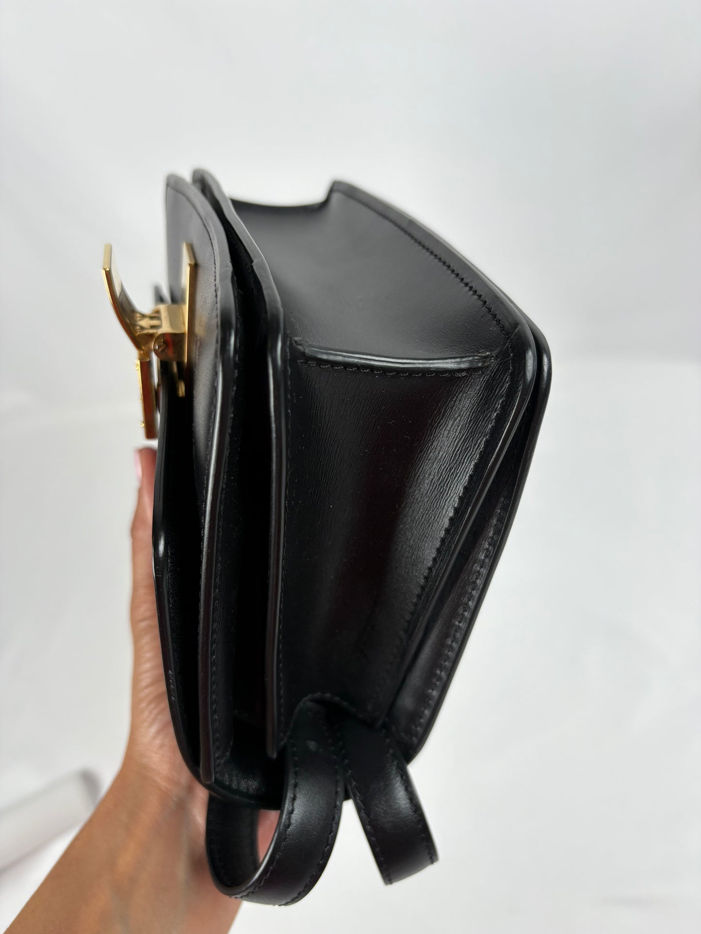 Pre-Owned CELINE Smooth Calfskin Box Black Handbag, Small
