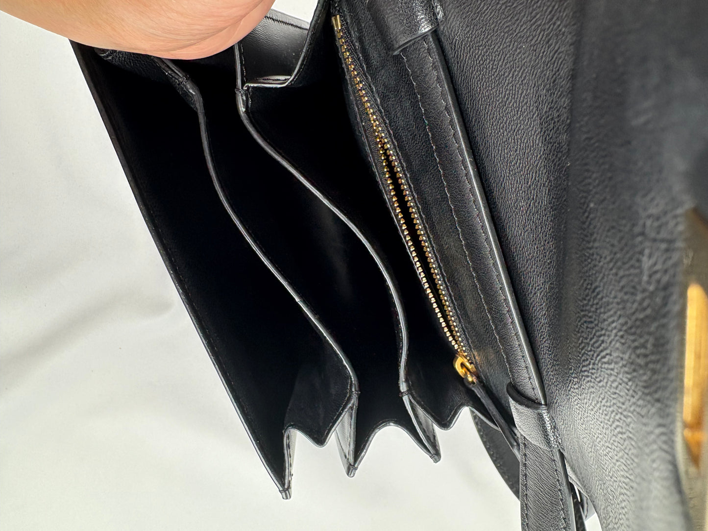 Pre-Owned CELINE Smooth Calfskin Box Black Handbag, Small