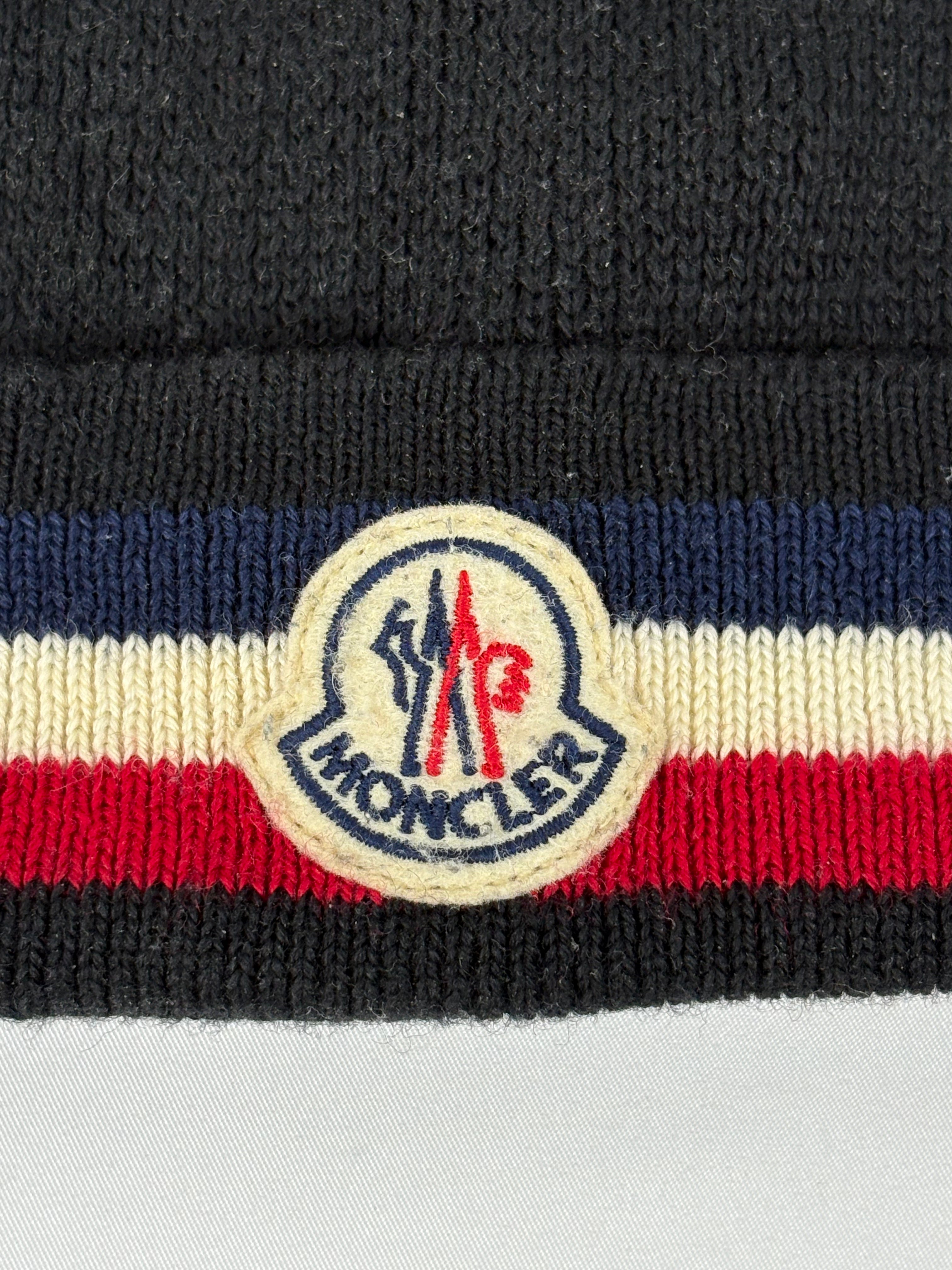 Pre-Owned MONCLER Black Beanie