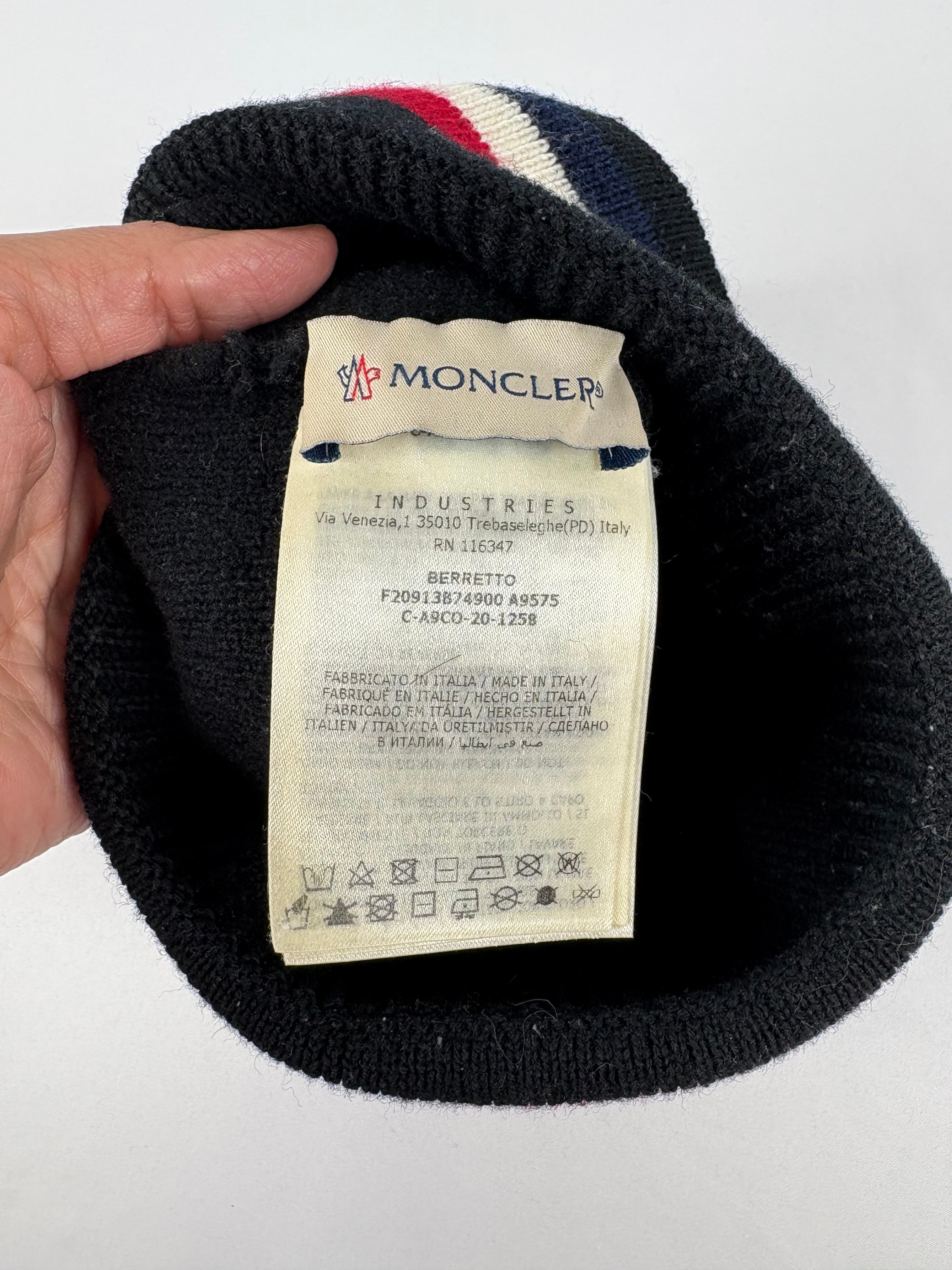 Pre-Owned MONCLER Black Beanie