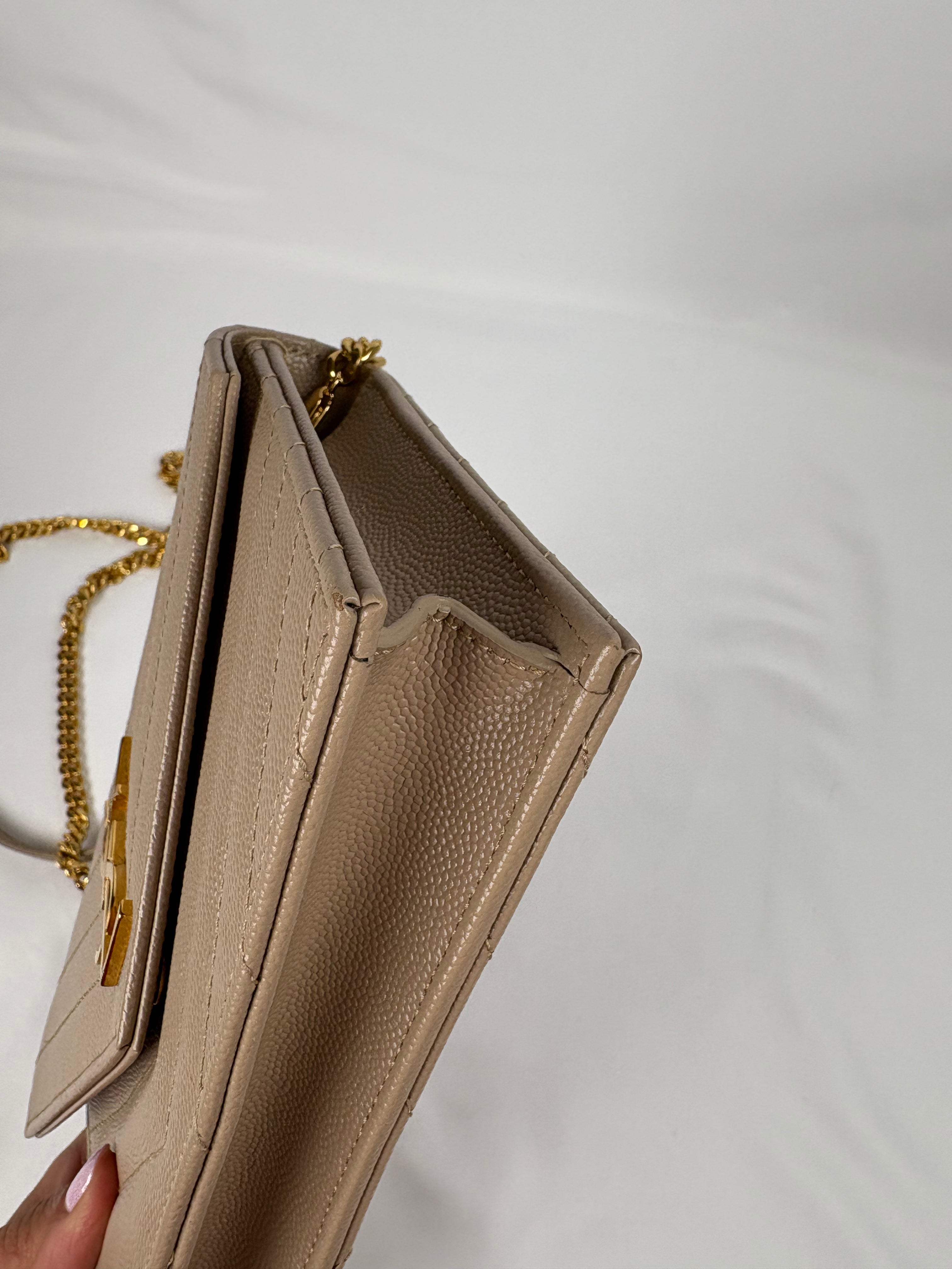 Pre-Owned SAINT LAURENT Cassandre Envelope Wallet on Chain, Dark Beige