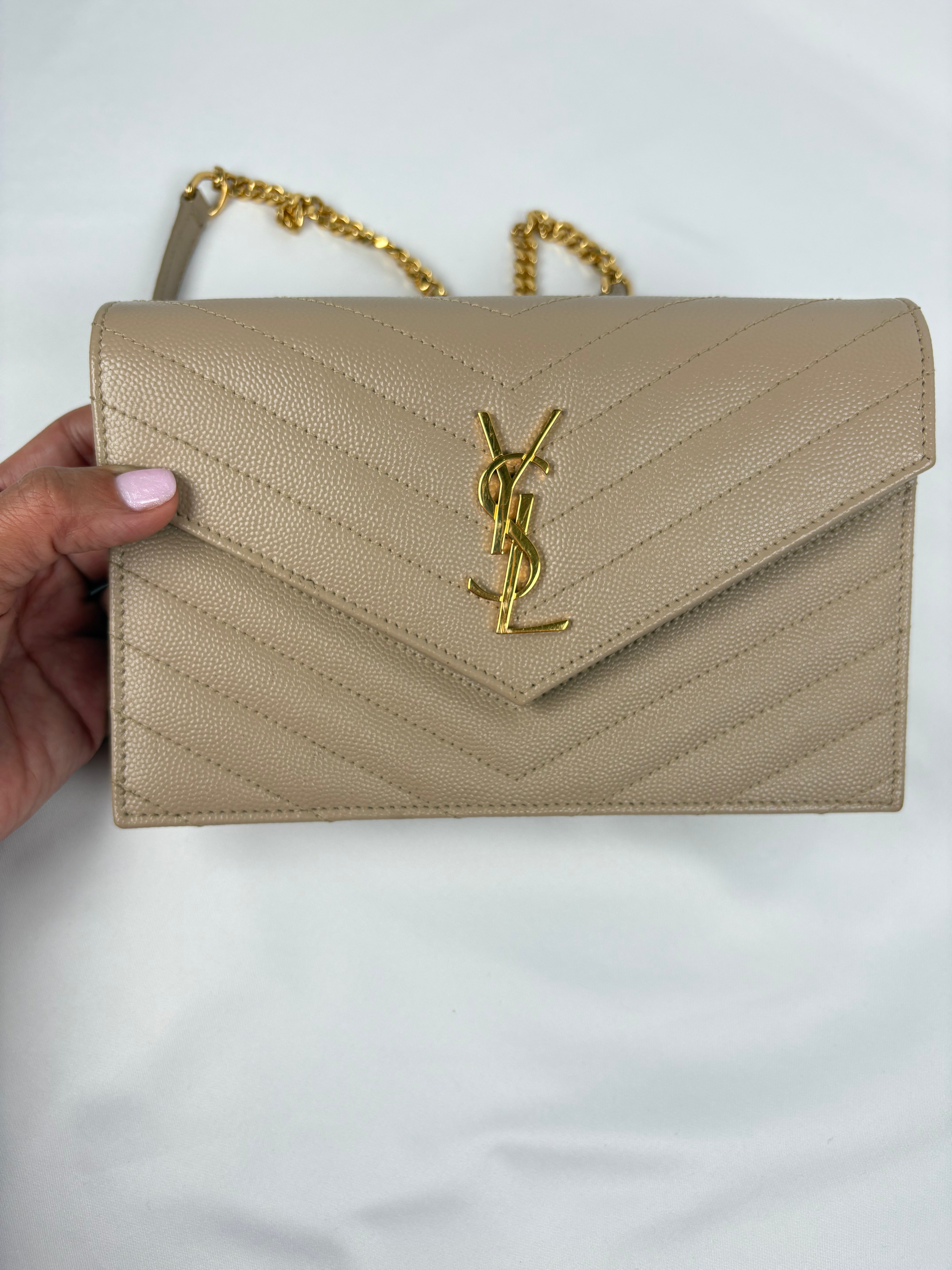 Pre-Owned SAINT LAURENT Cassandre Envelope Wallet on Chain, Dark Beige