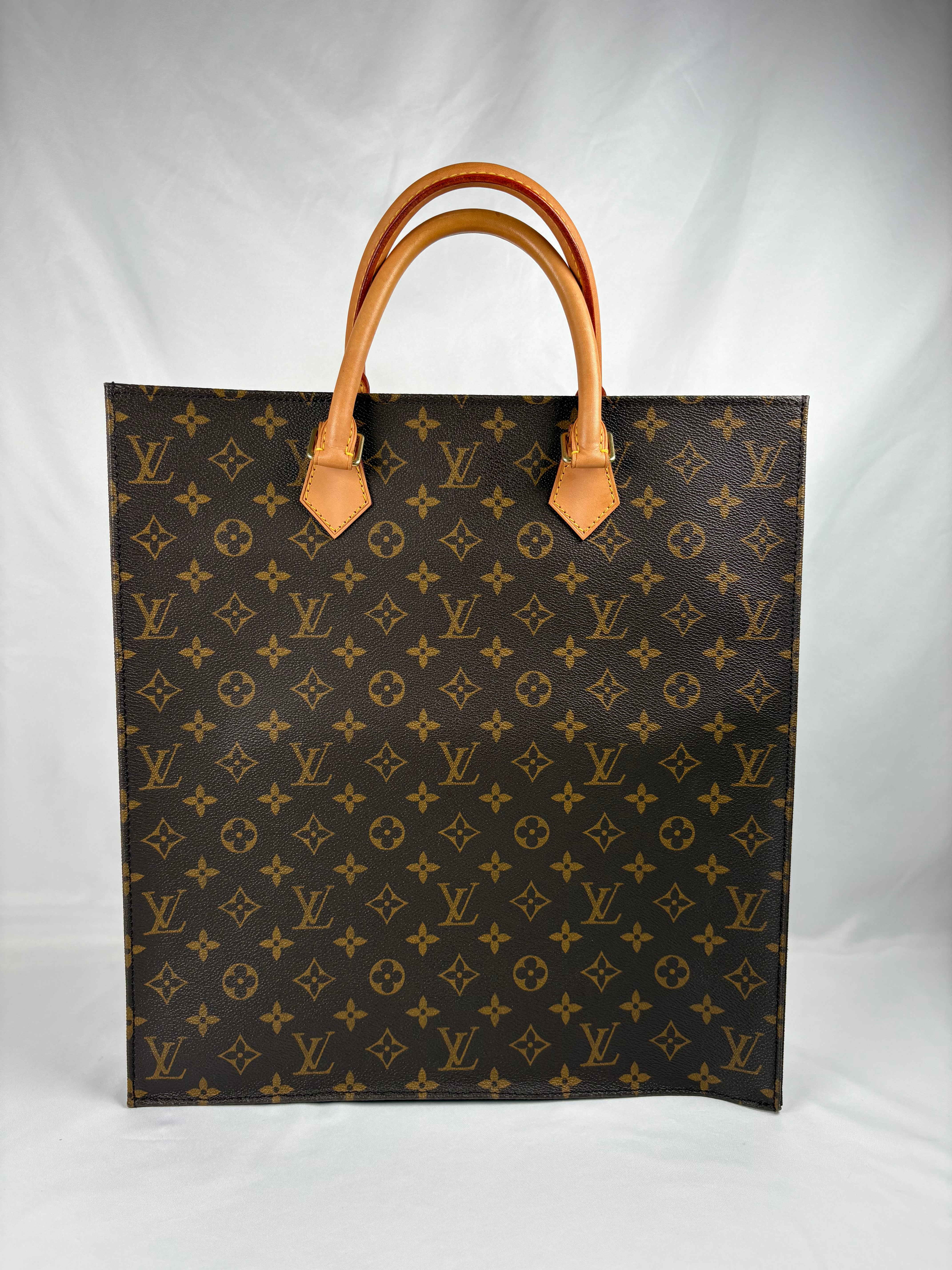 Pre-Owned LOUIS VUITTON Sac Plat Tote Monogram Handbag