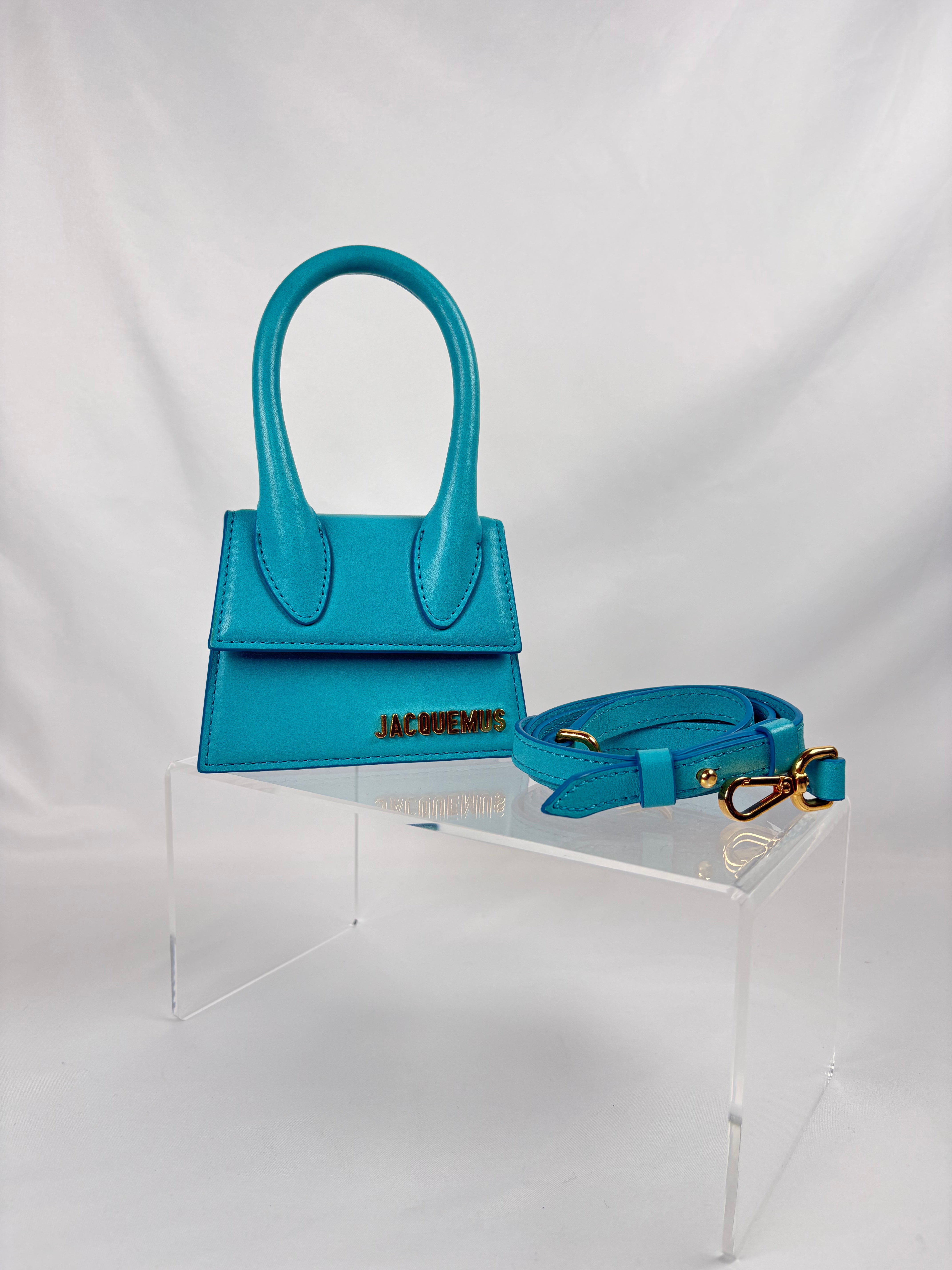Pre-Owned JACQUEMUS Le Chiquito Turquoise Handbag, Mini