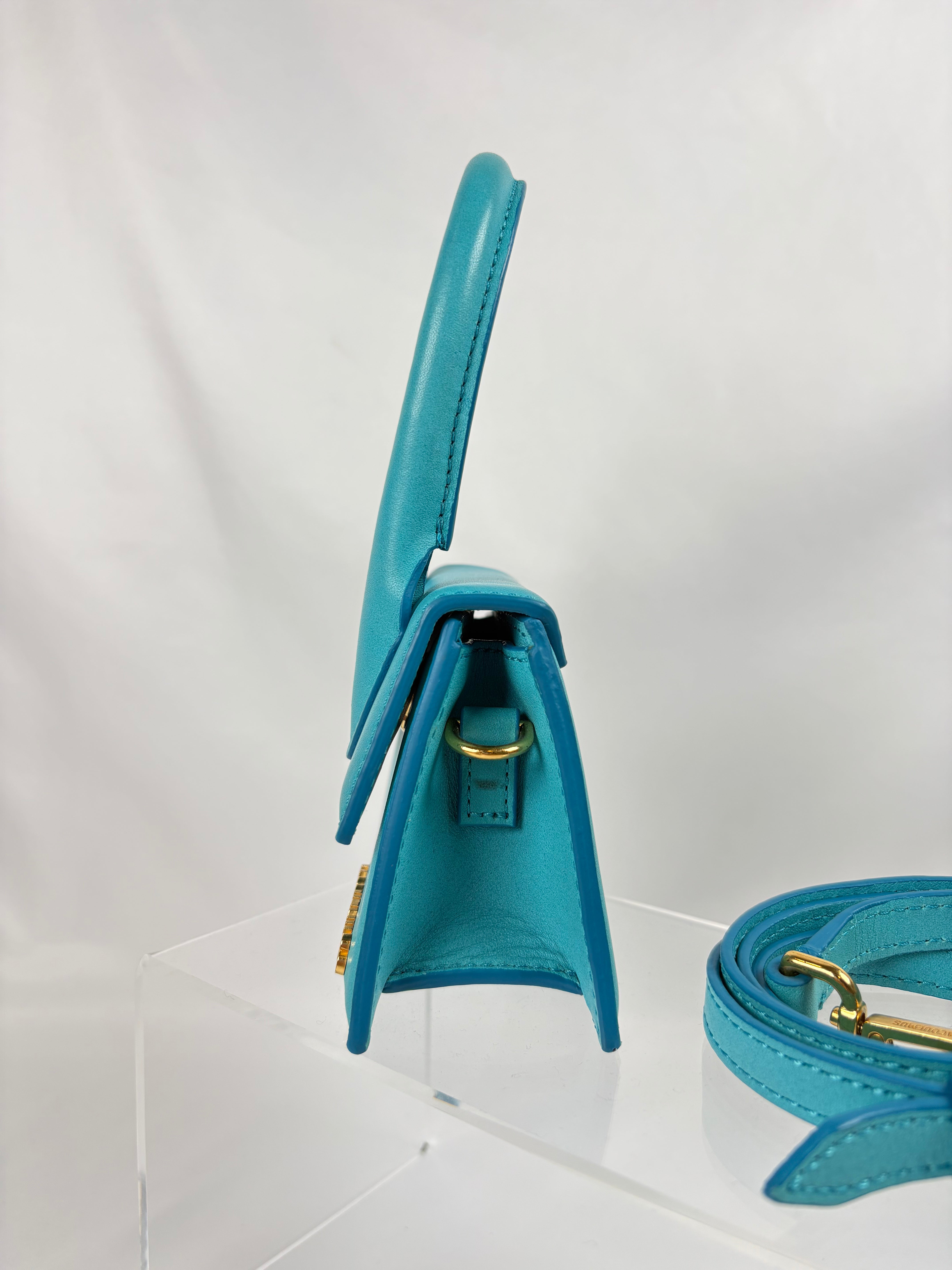Pre-Owned JACQUEMUS Le Chiquito Turquoise Handbag, Mini