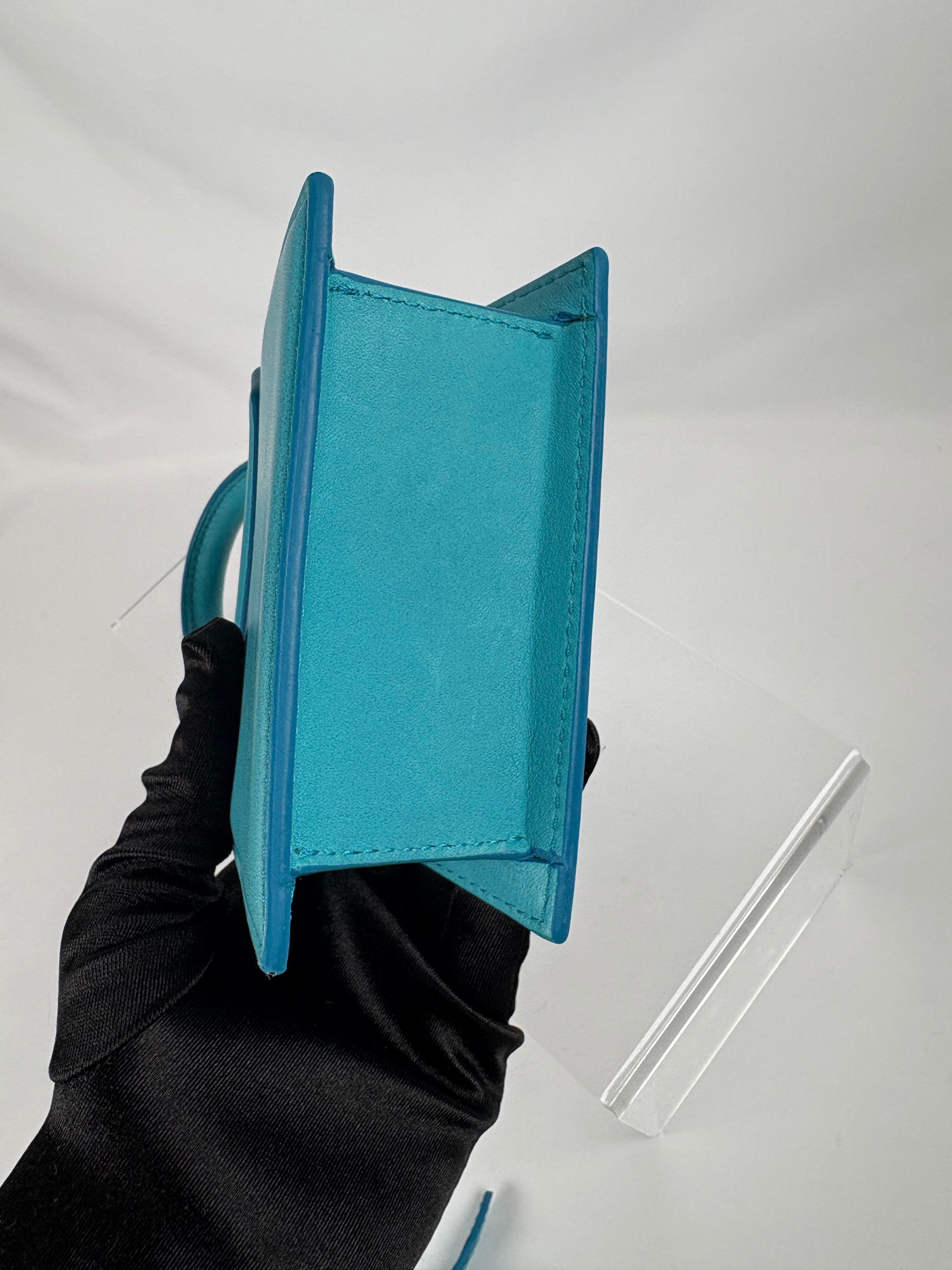 Pre-Owned JACQUEMUS Le Chiquito Turquoise Handbag, Mini