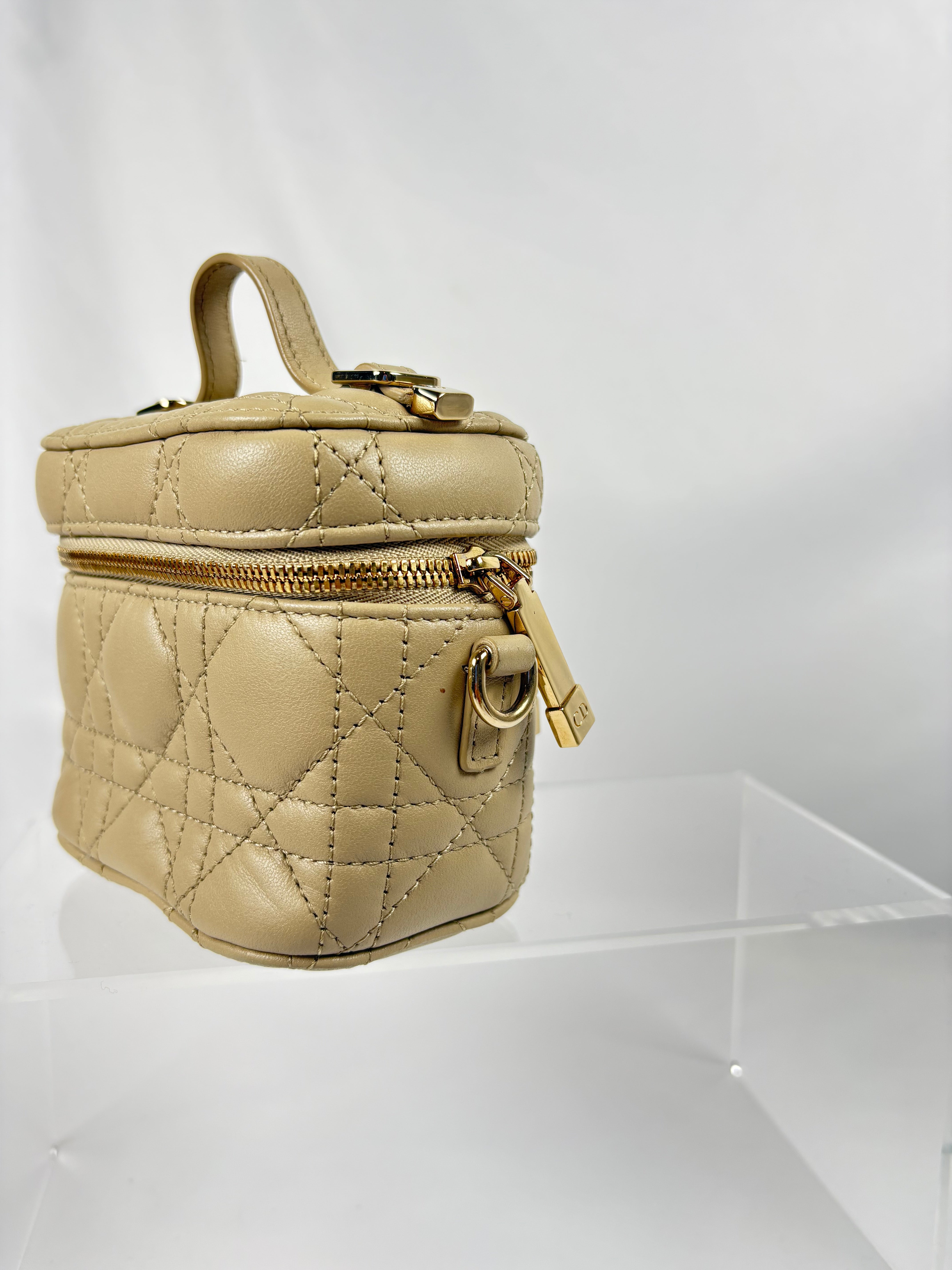 Pre-Owned DIOR LADY DIOR Vanity Case Beige Handbag, Micro