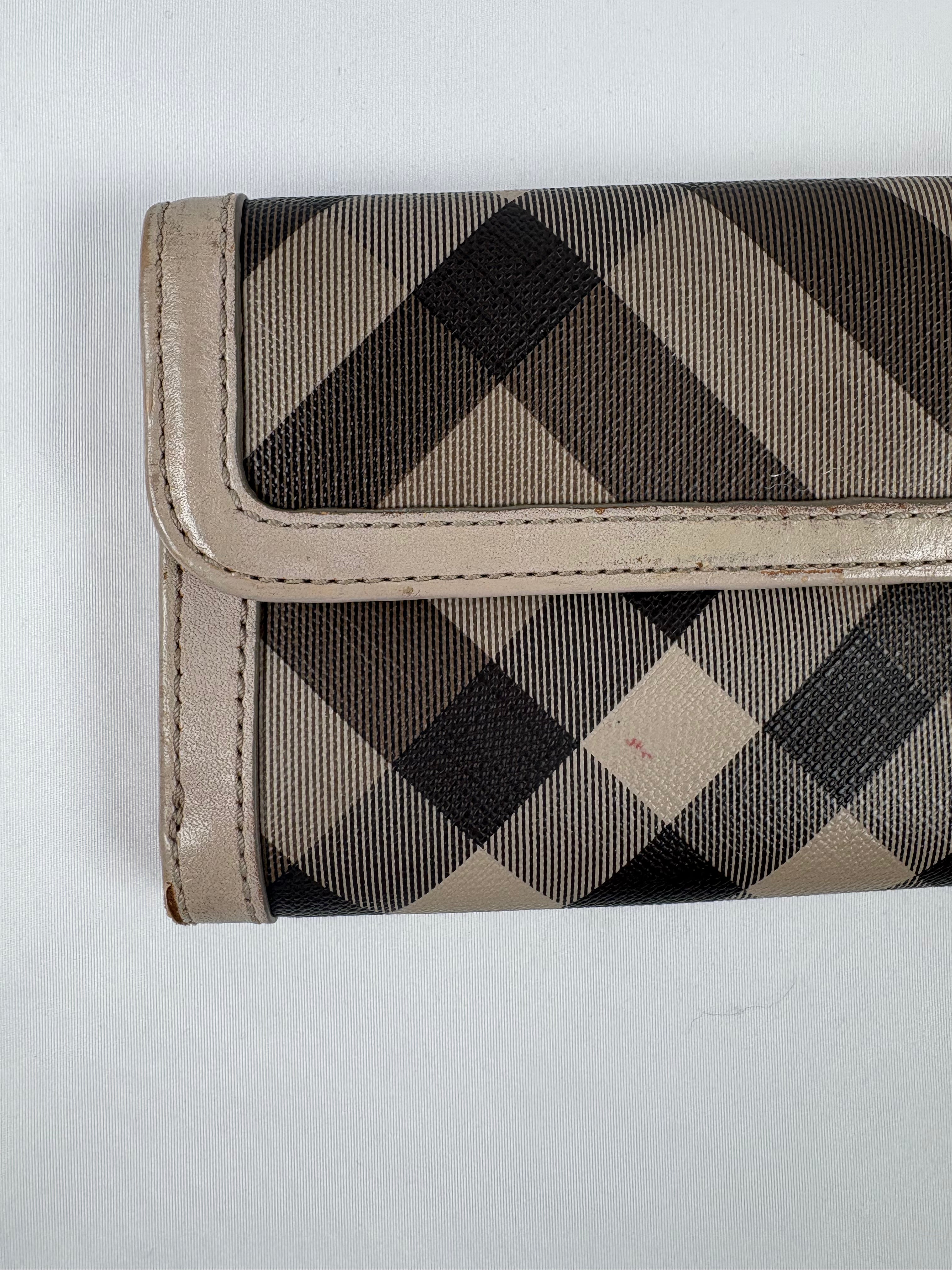 Pre-Owned BURBERRY Trench Smoked  Wallet