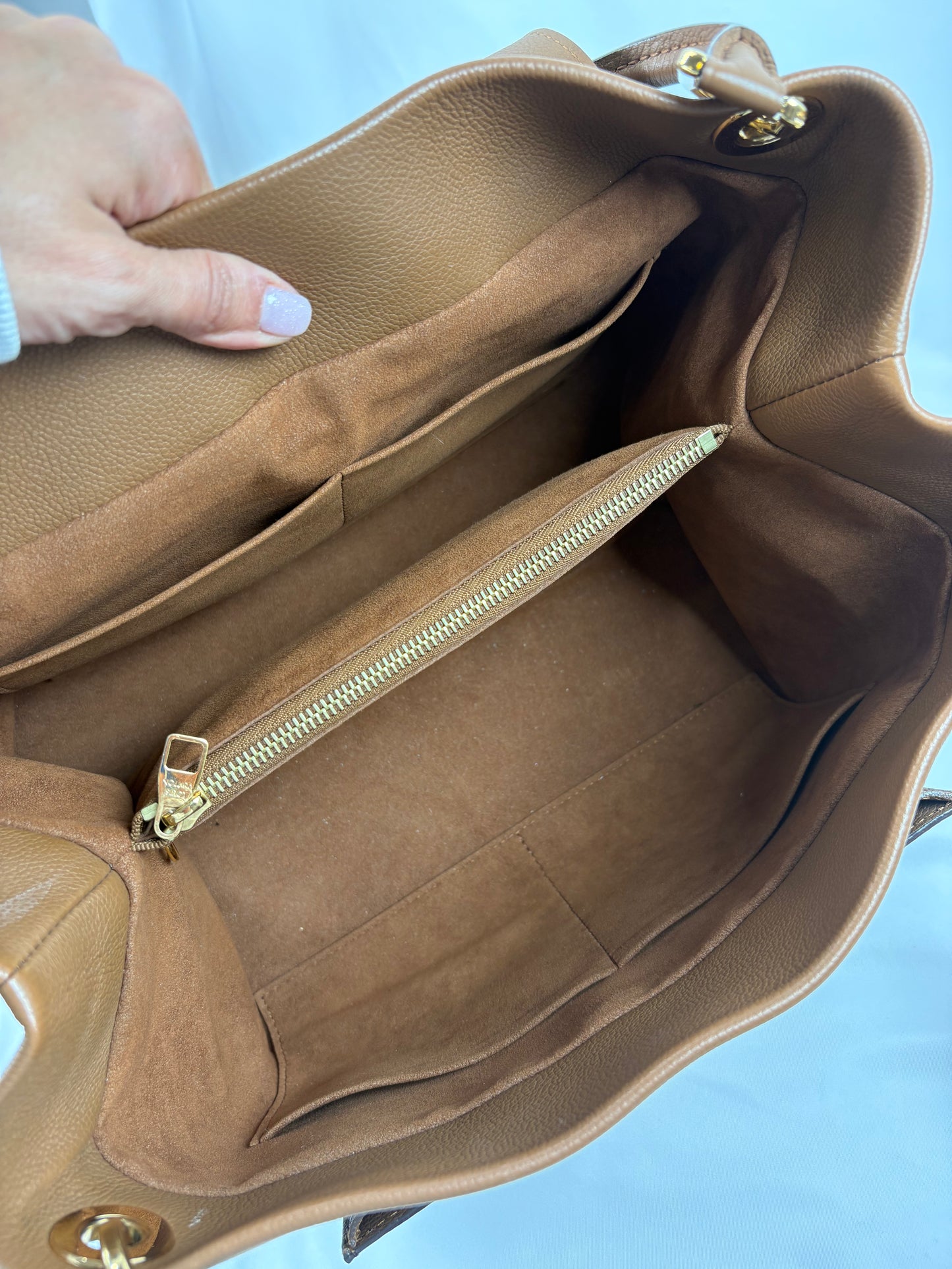 Pre-Owned LOUIS VUITTON Havane Olympe Monogram Handbag