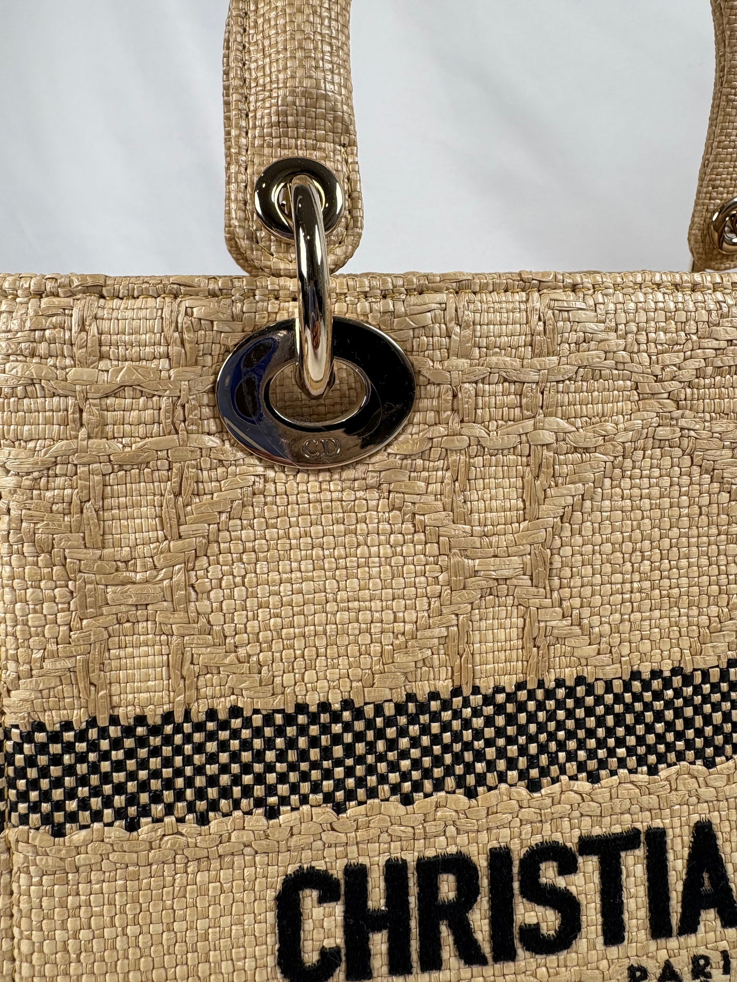 Pre-Owned CHRISTIAN DIOR Lady D-lite Natural Raffia Handbag, Medium