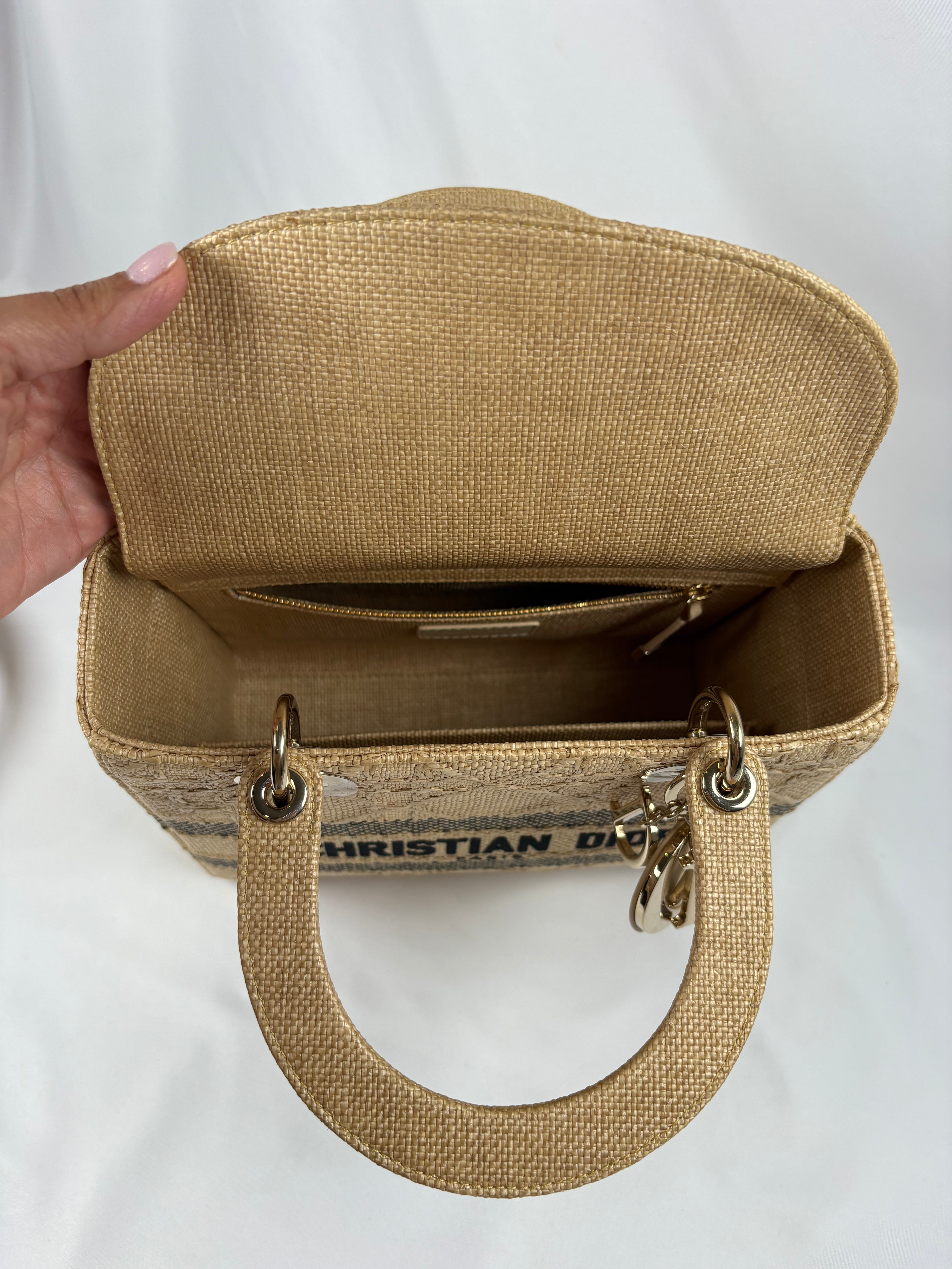 Pre-Owned CHRISTIAN DIOR Lady D-lite Natural Raffia Handbag, Medium
