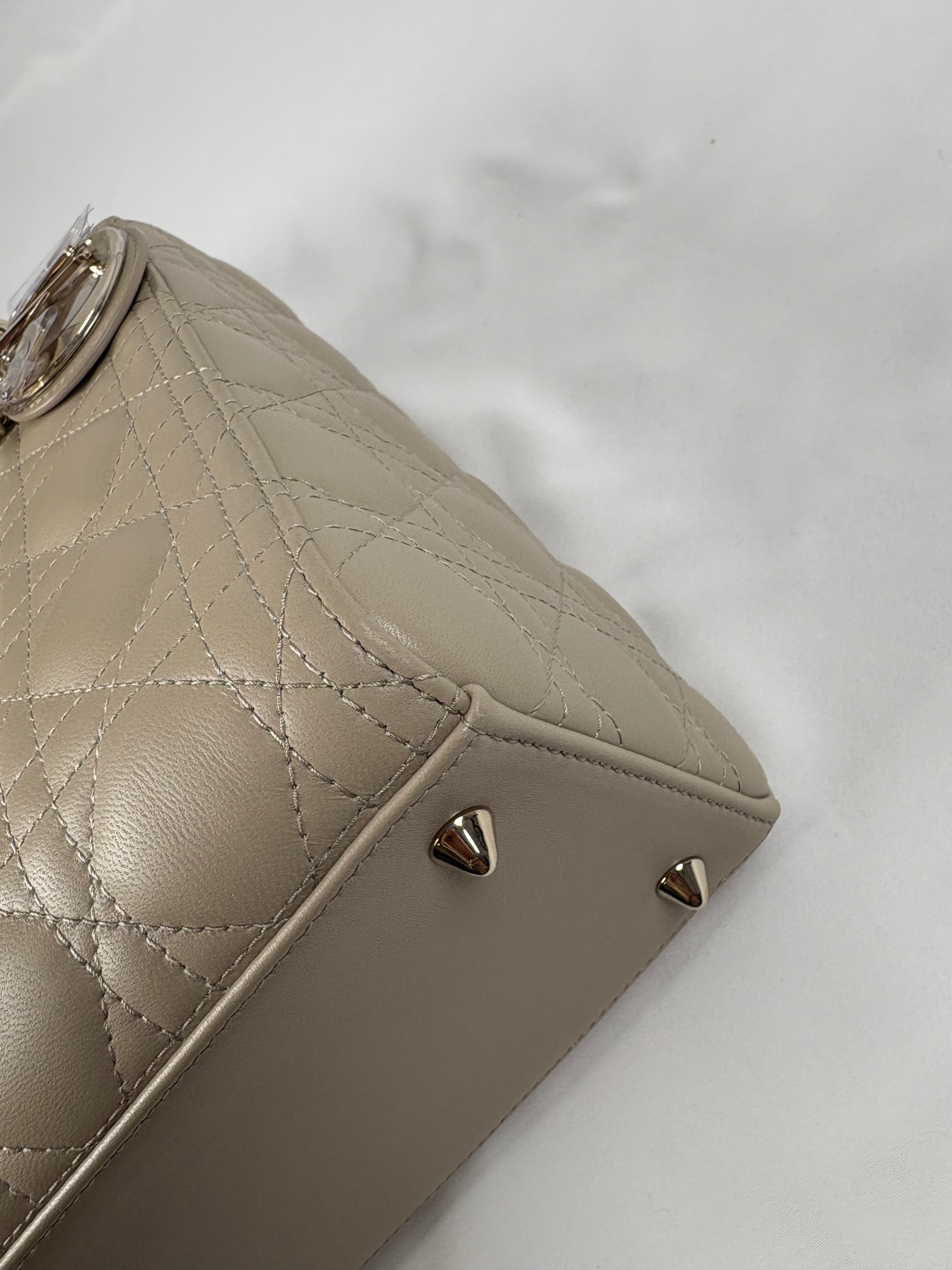 Pre-Owned CHRISTIAN DIOR Lady Dior Desert Taupe Handbag, Medium