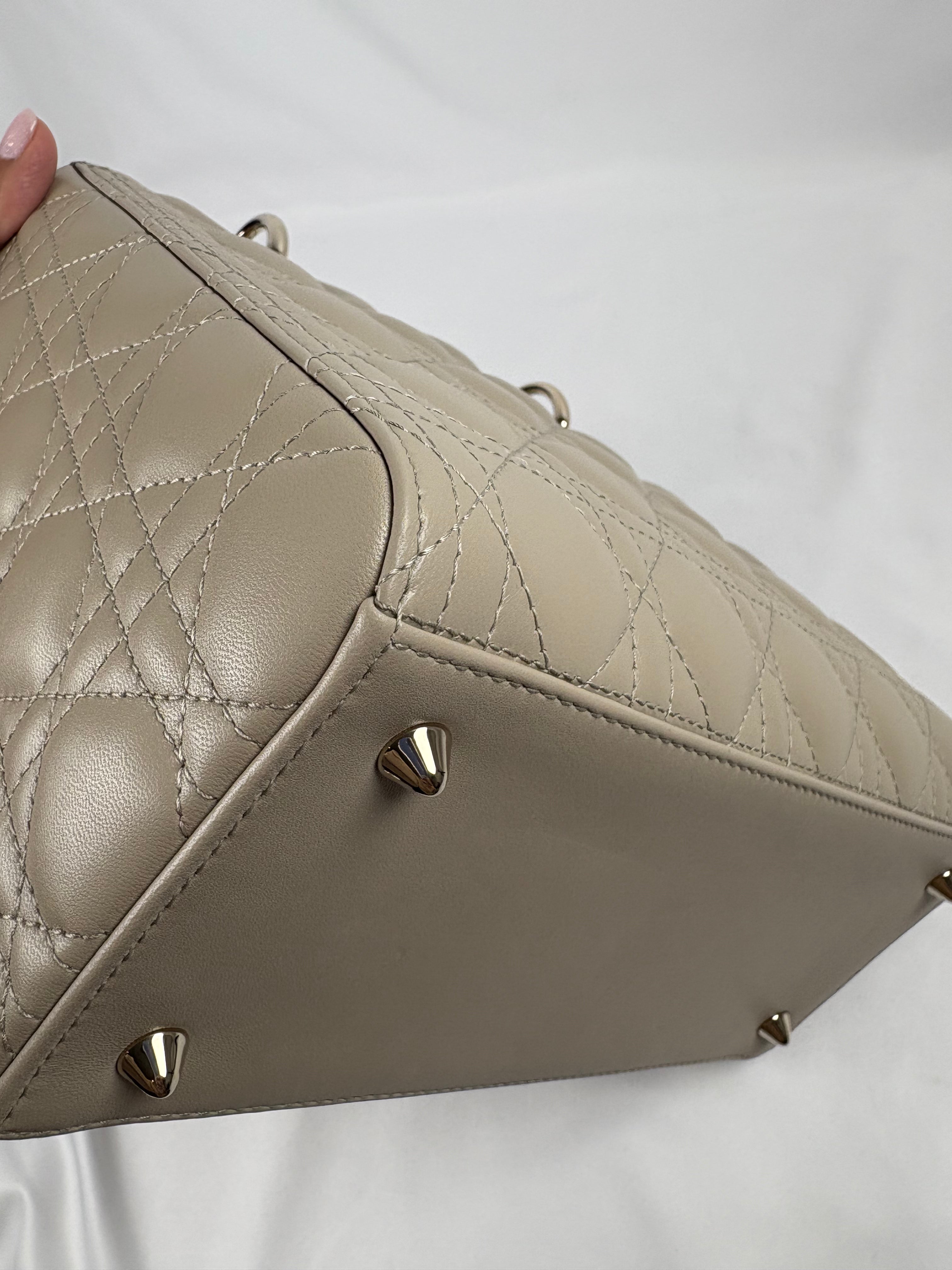 Pre-Owned CHRISTIAN DIOR Lady Dior Desert Taupe Handbag, Medium