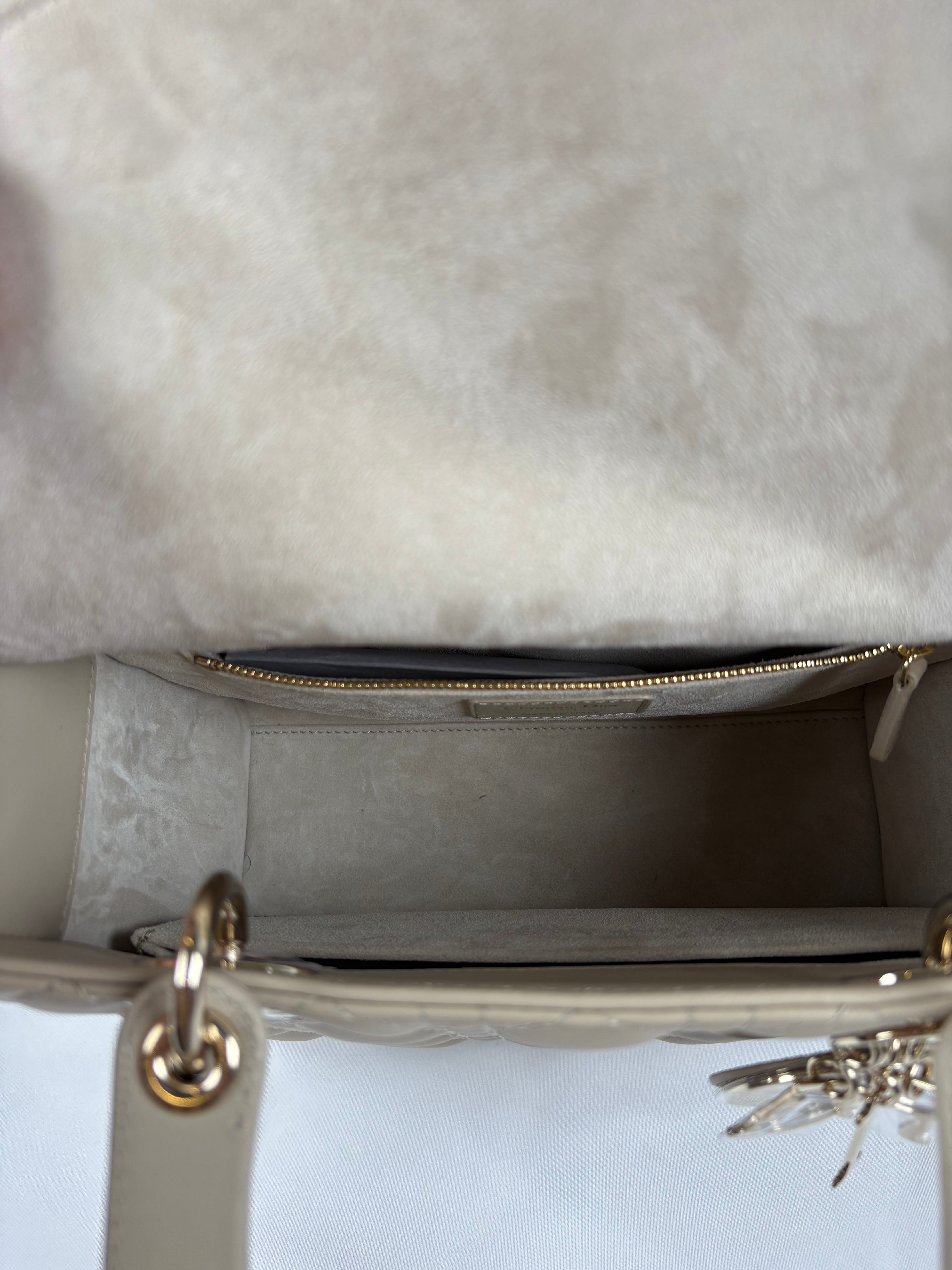 Pre-Owned CHRISTIAN DIOR Lady Dior Desert Taupe Handbag, Medium