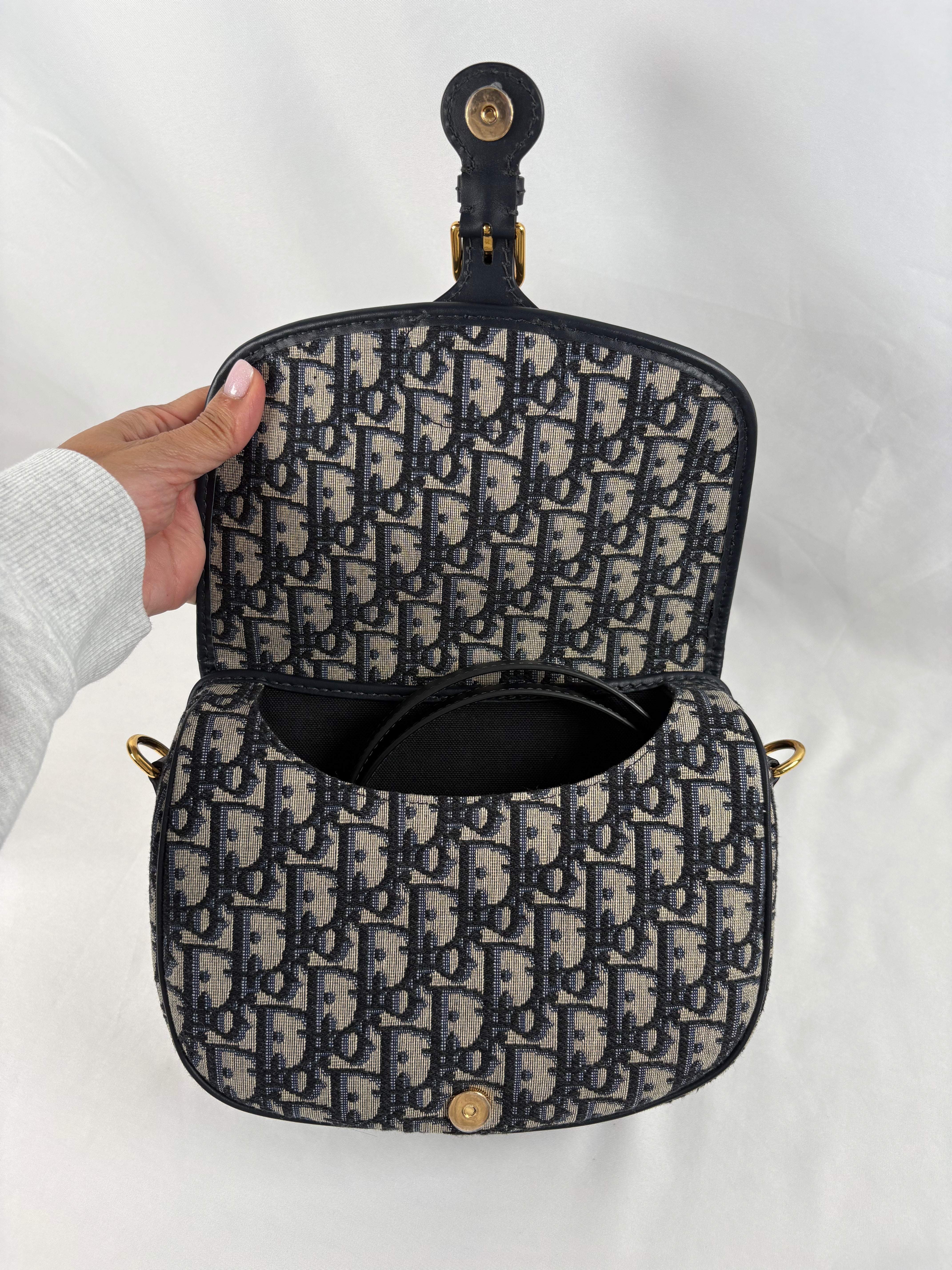 Pre-Owned CHRISTIAN DIOR Bobby Blue Oblique Jacquard Handbag, Medium