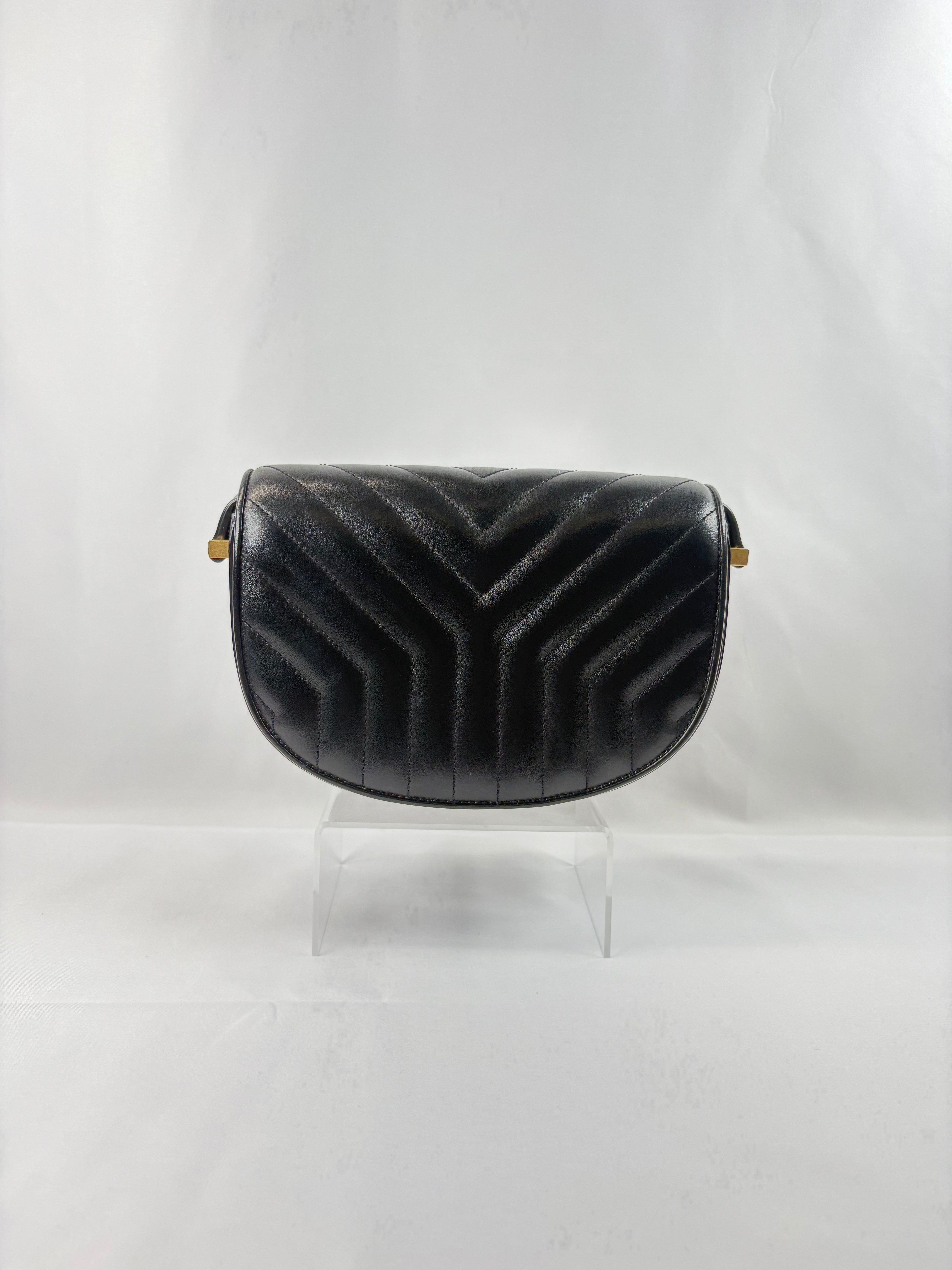 Pre-Owned SAINT LAURENT Joan Quilted Black Handbag
