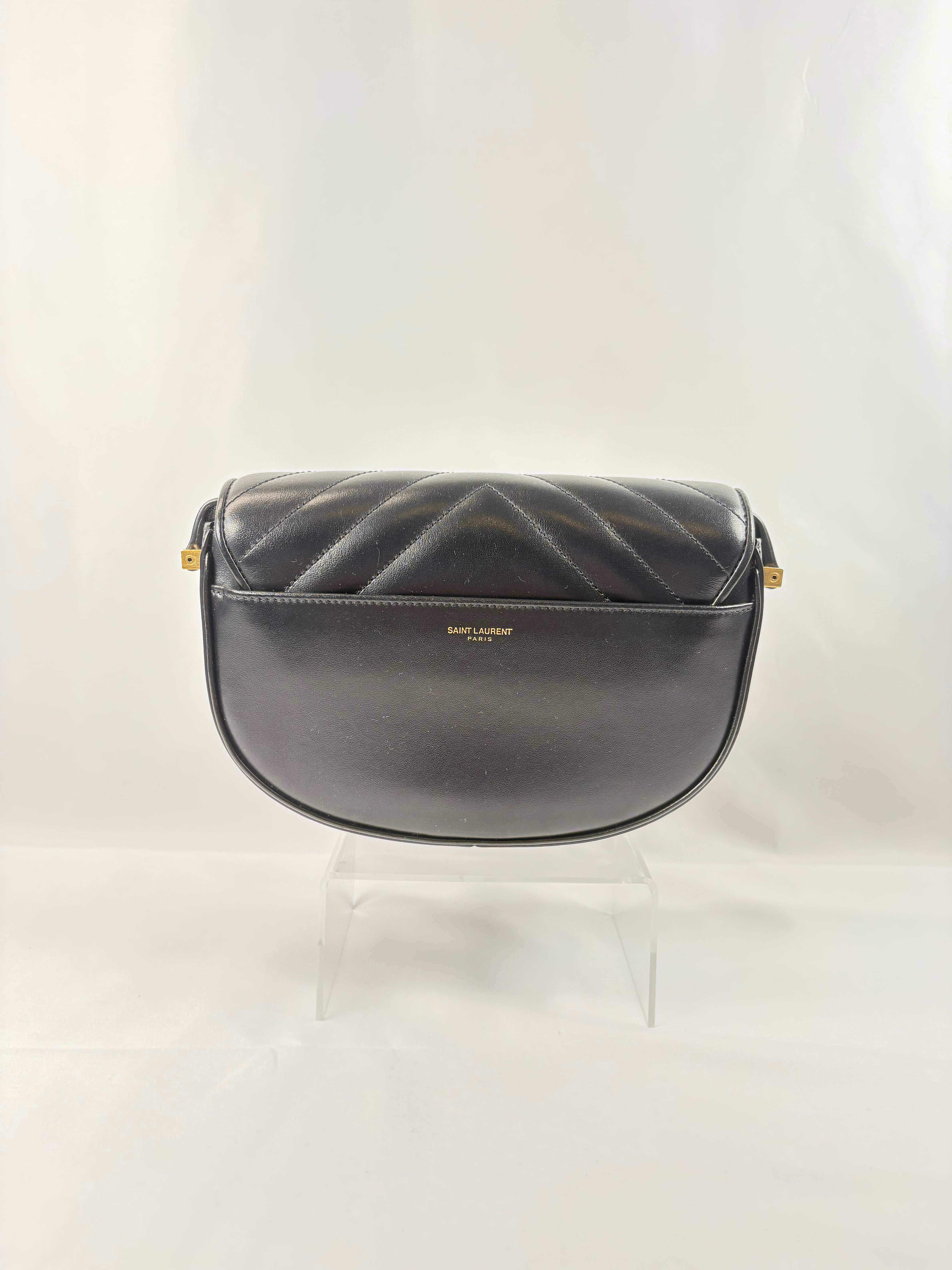 Pre-Owned SAINT LAURENT Joan Quilted Black Handbag