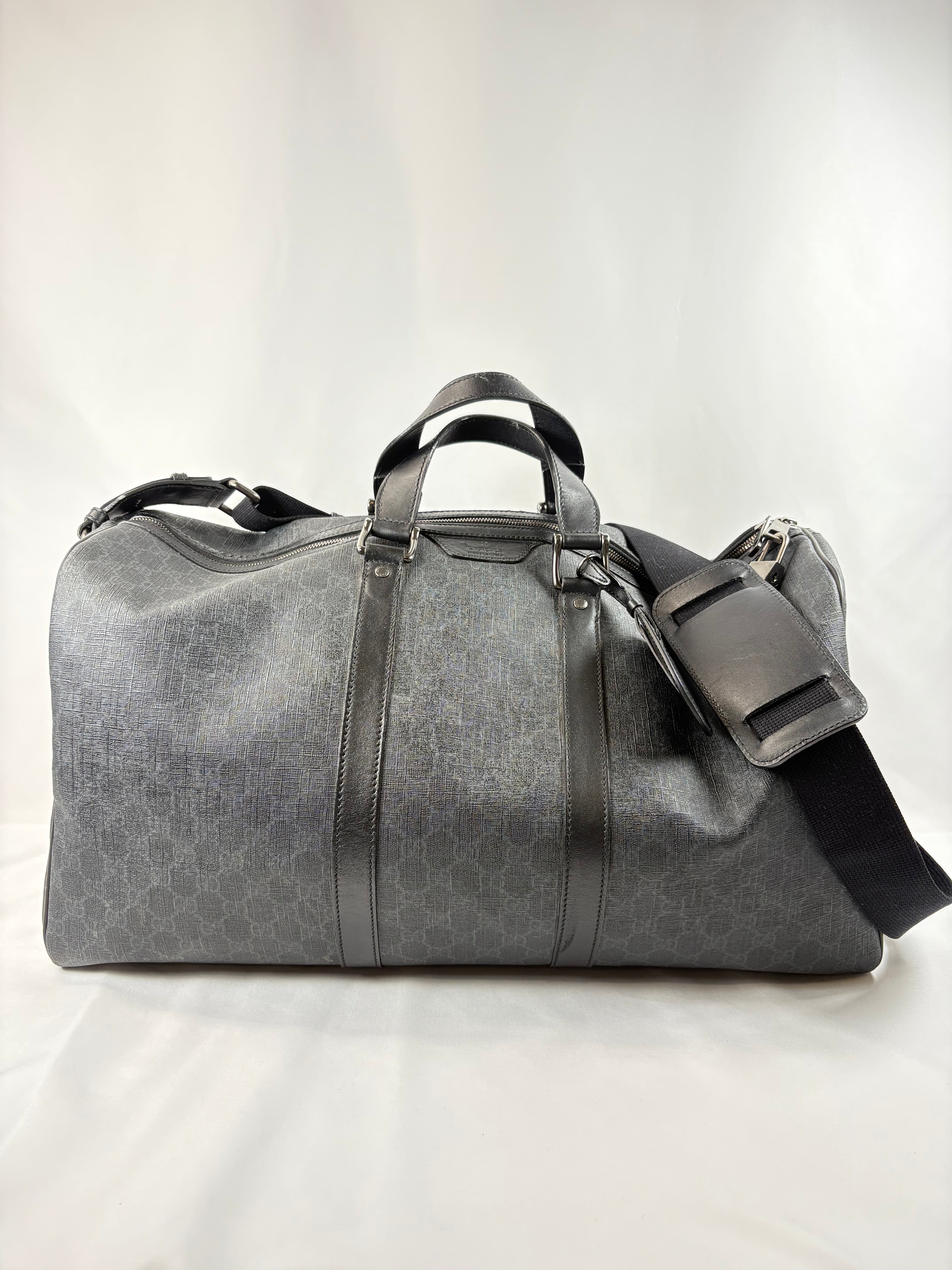 Pre-Owned GUCCI Supreme Canvas Carry-On Black Luggage