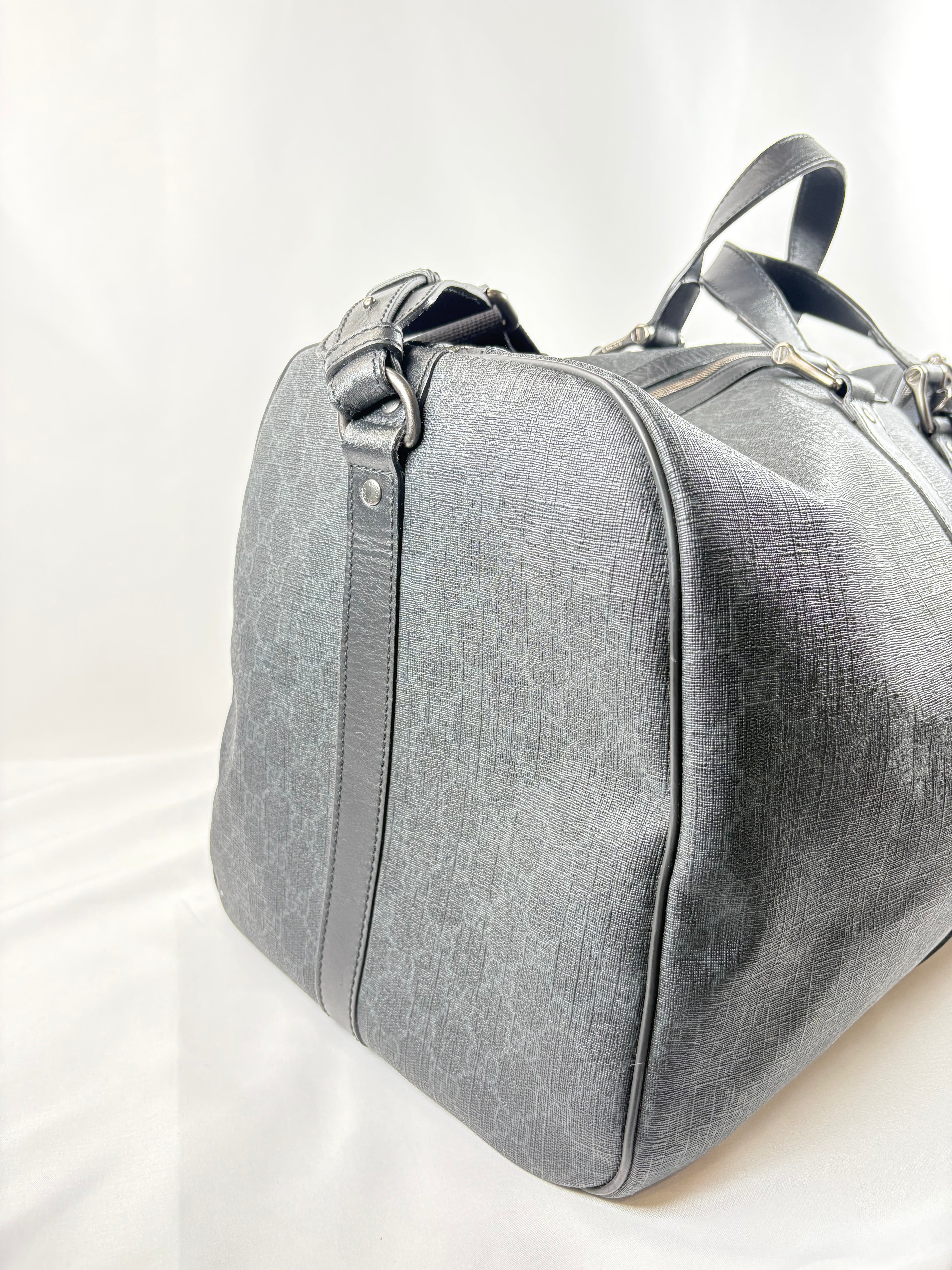 Pre-Owned GUCCI Supreme Canvas Carry-On Black Luggage