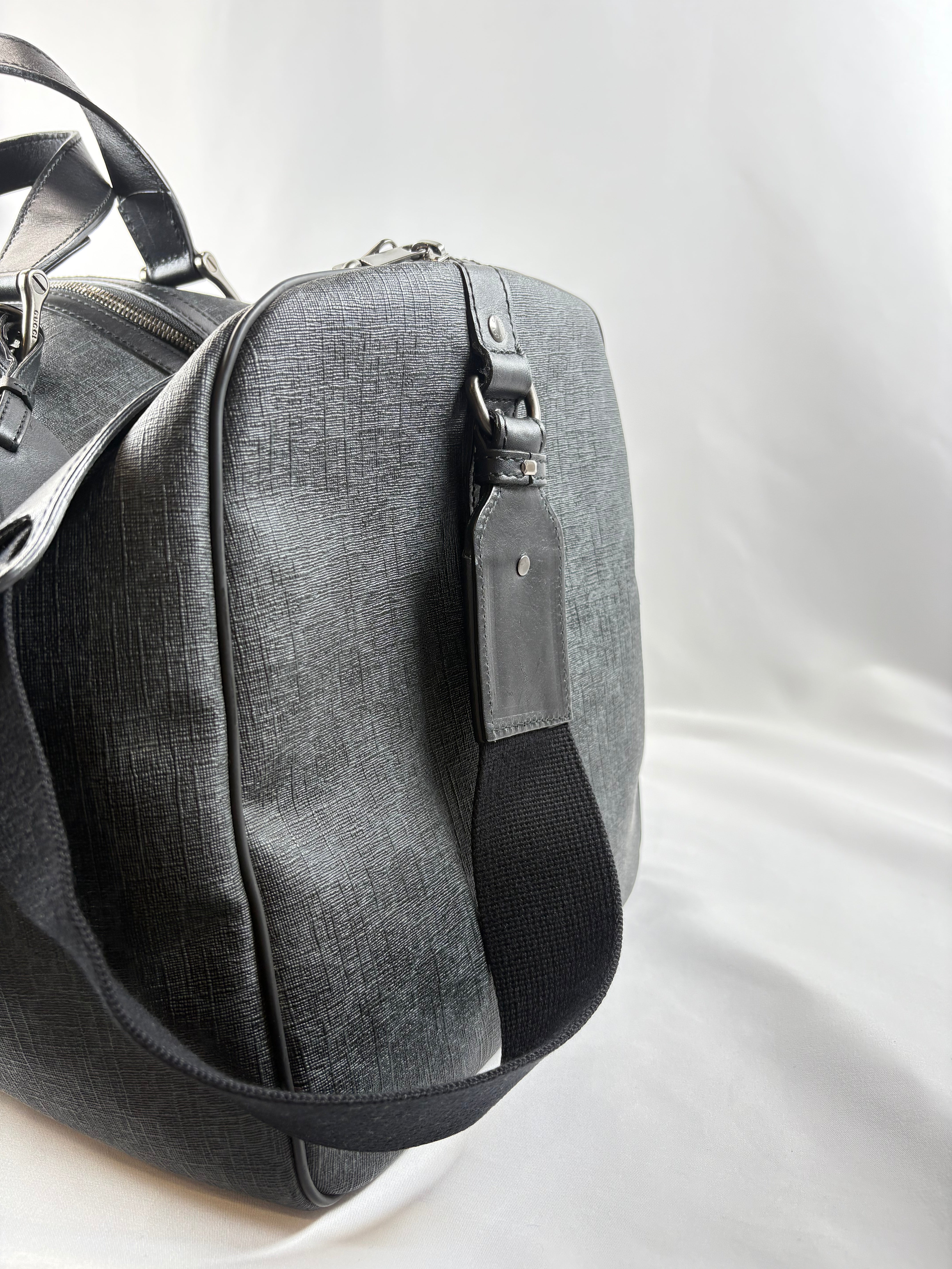 Pre-Owned GUCCI Supreme Canvas Carry-On Black Luggage