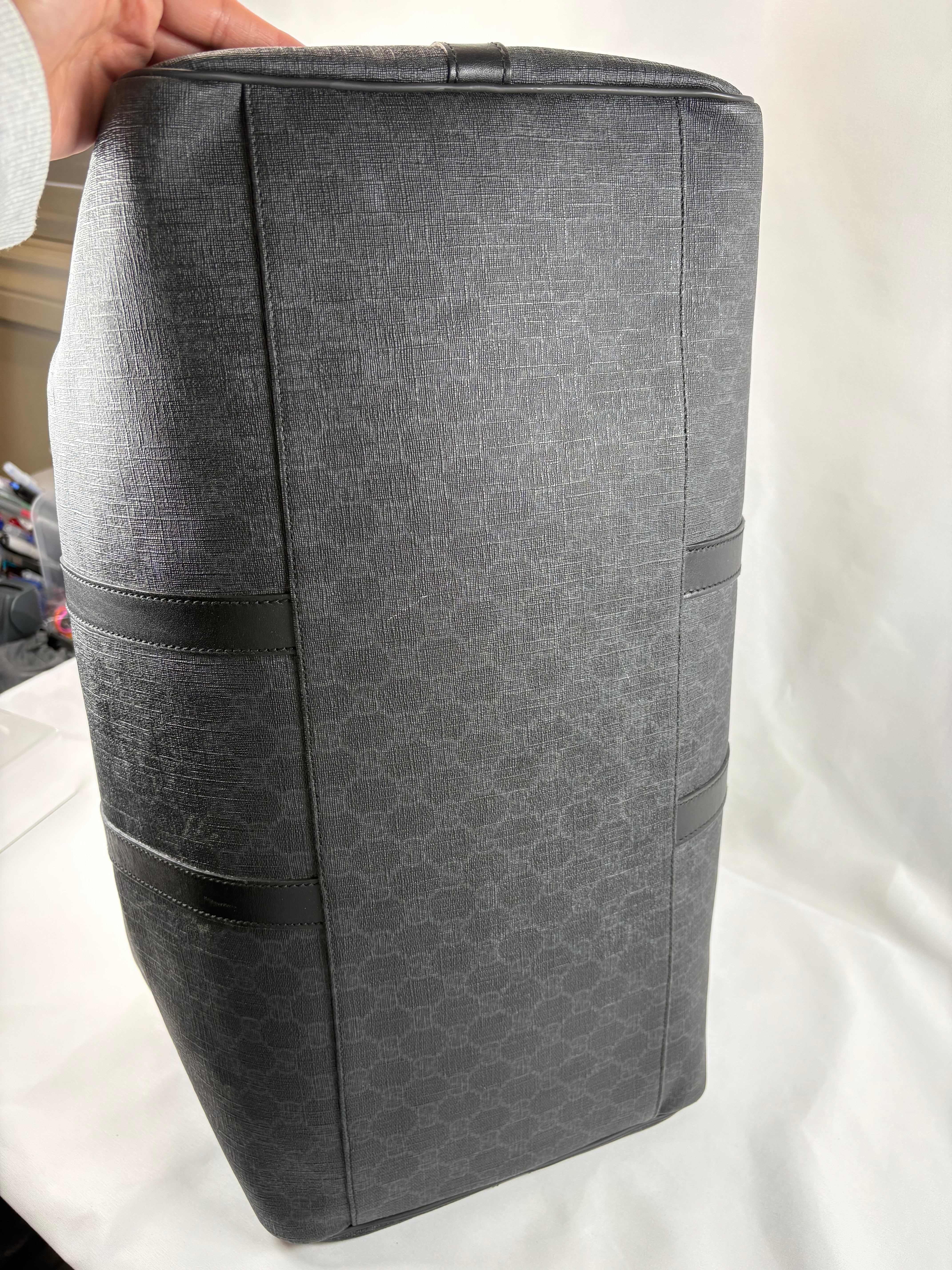 Pre-Owned GUCCI Supreme Canvas Carry-On Black Luggage
