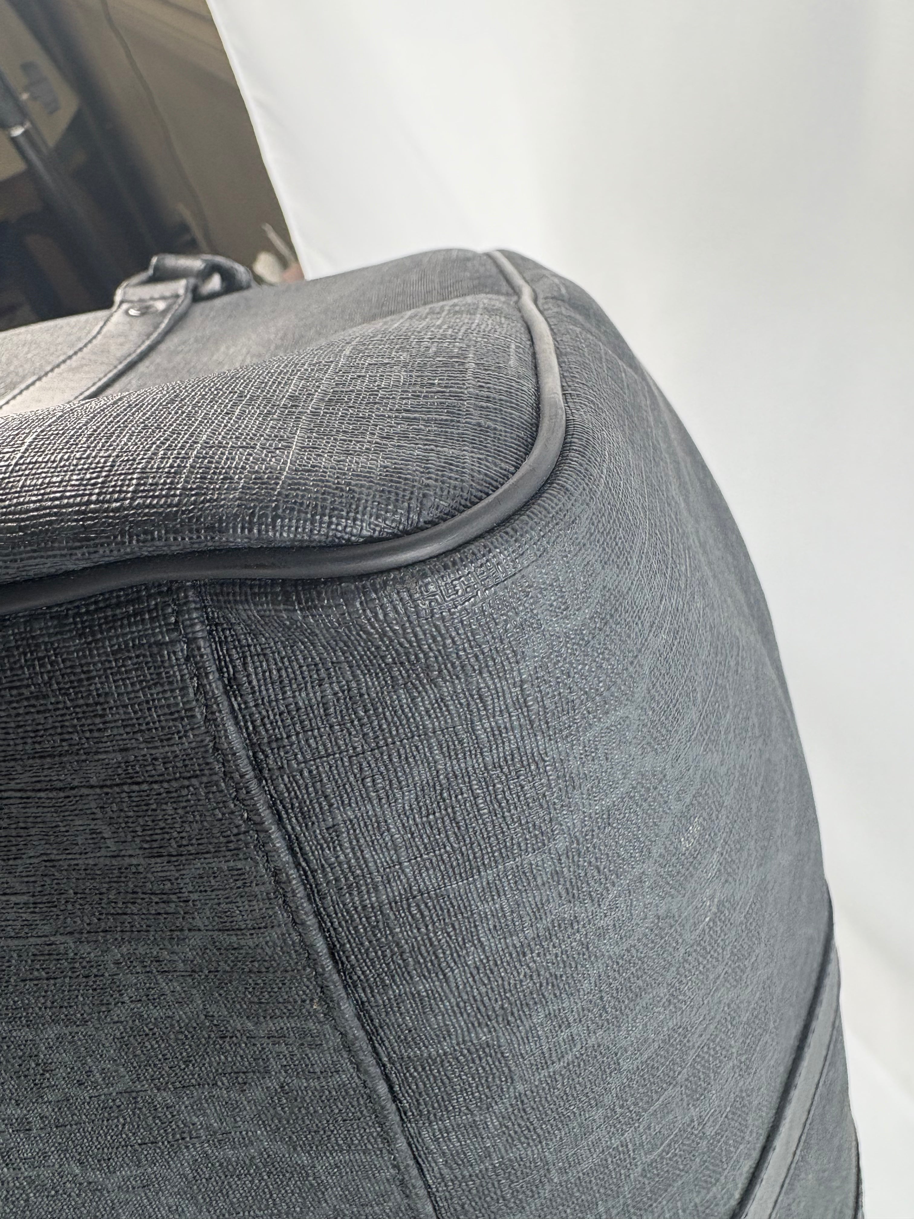 Pre-Owned GUCCI Supreme Canvas Carry-On Black Luggage