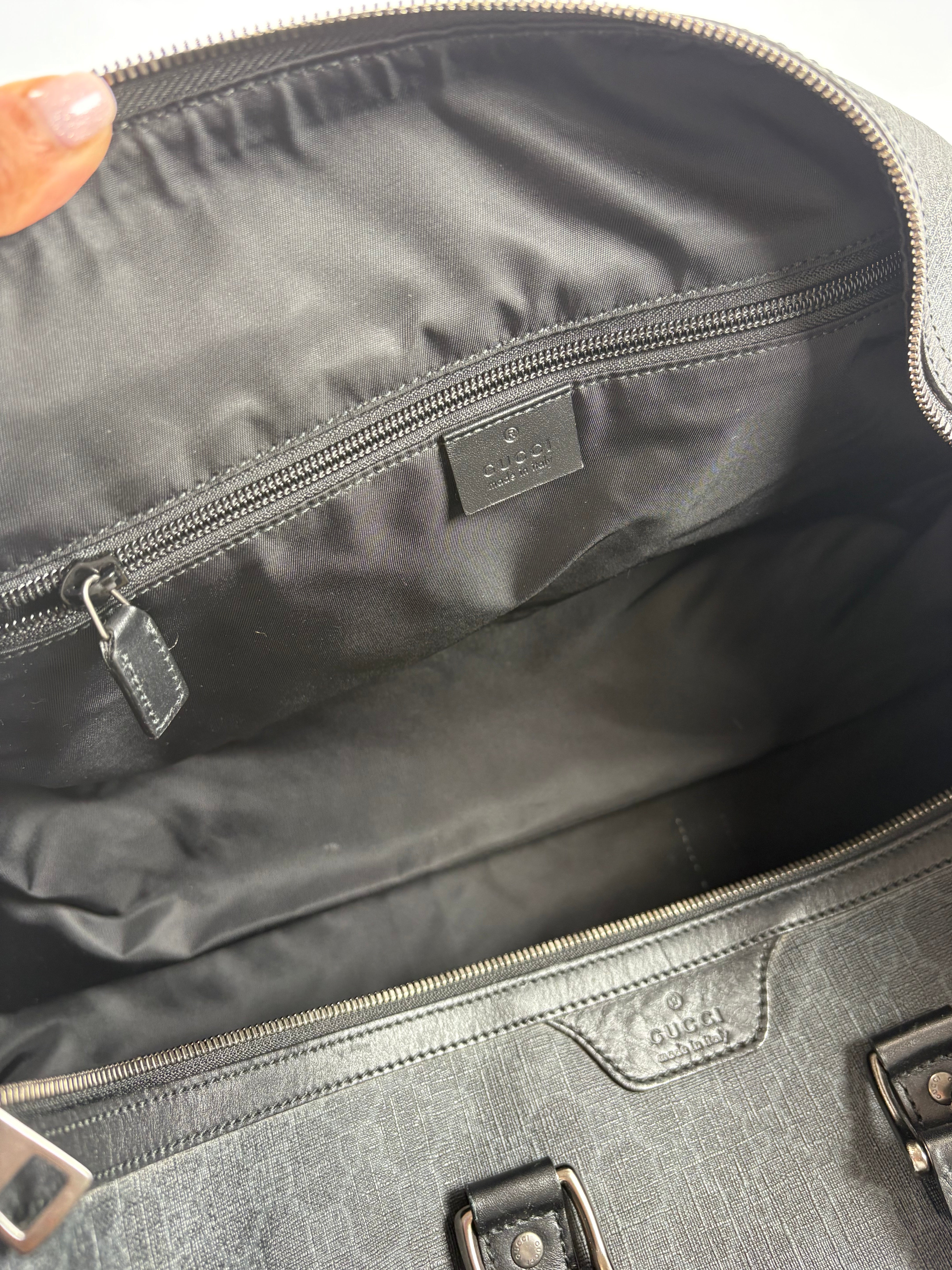 Pre-Owned GUCCI Supreme Canvas Carry-On Black Luggage