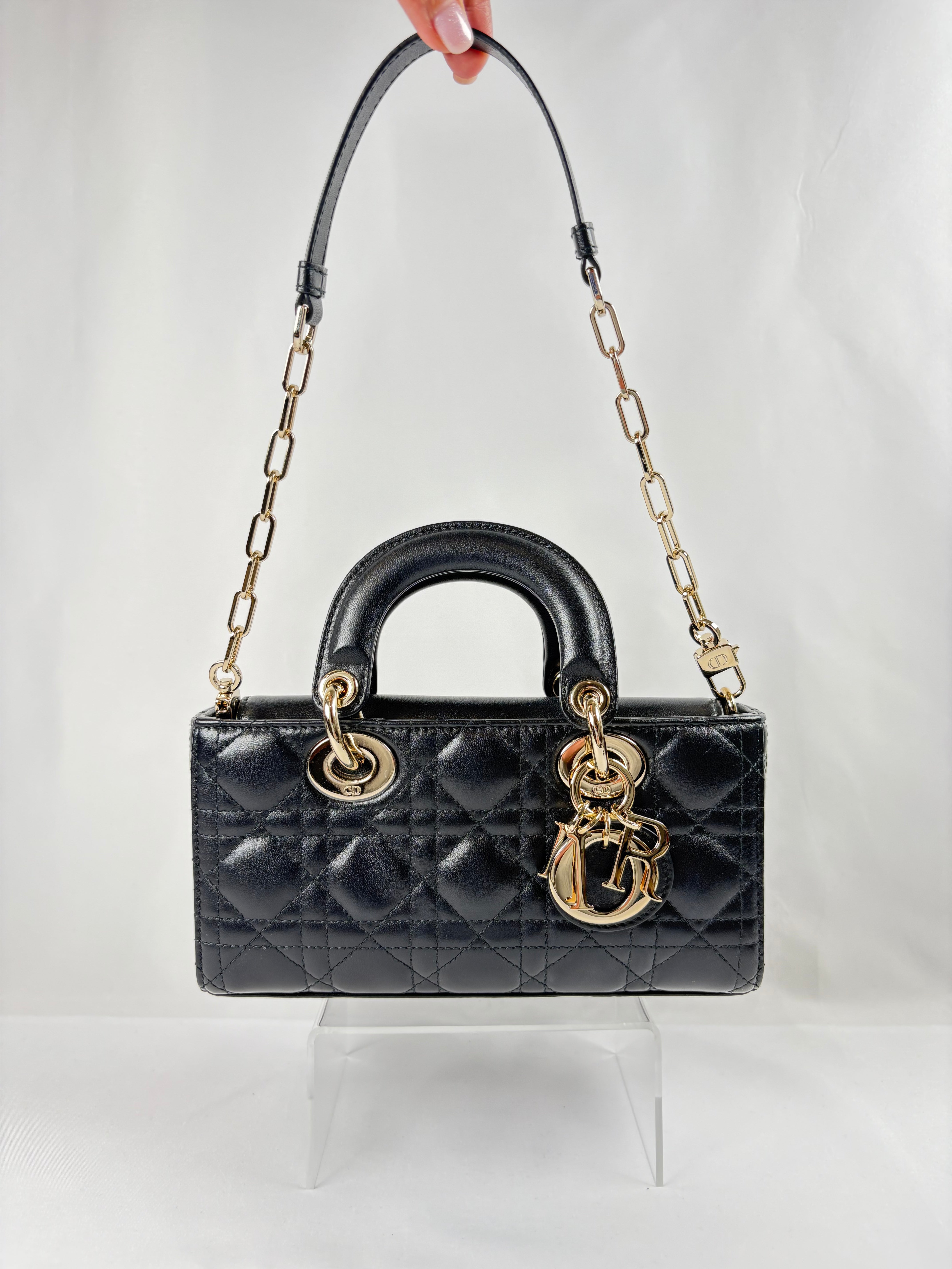 Pre-Owned CHRISTIAN DIOR Lady D-Joy Black Handbag, Small